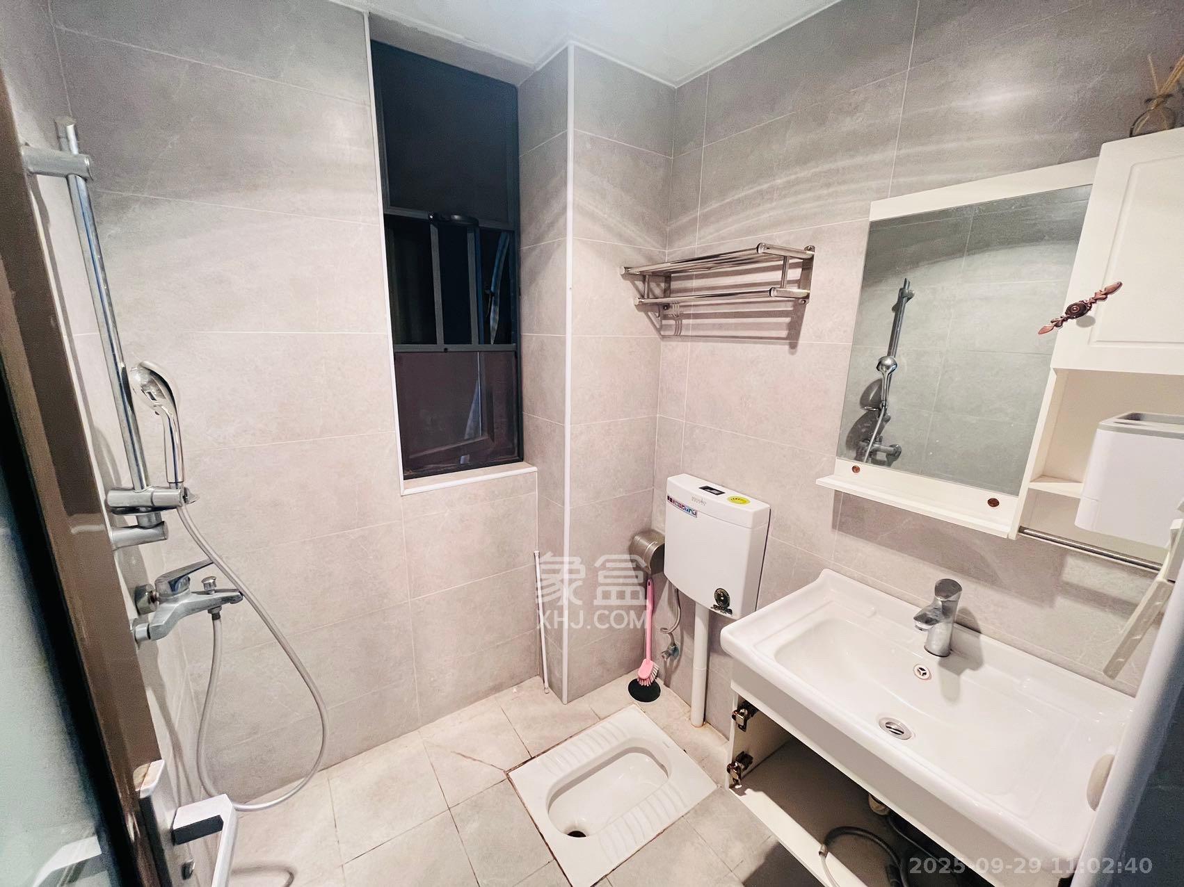 优山美地 3室2厅2卫 2600.0元/月 优山美地 3室2厅2卫 2600.0元/月室内图