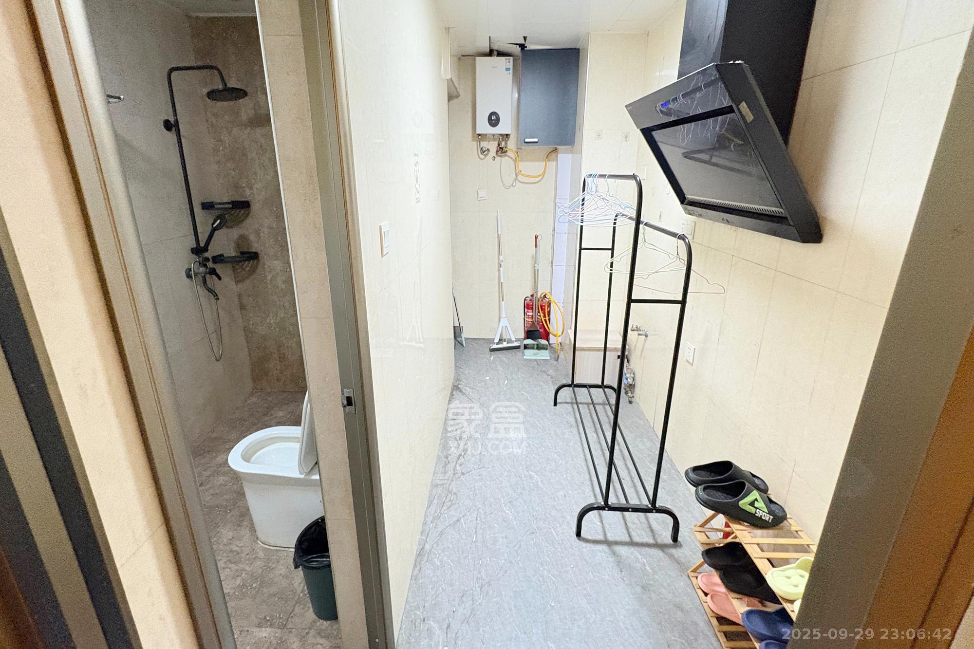 中天广场 3室1厅1卫 72.8万 中天广场 3室1厅1卫 72.8万厨房