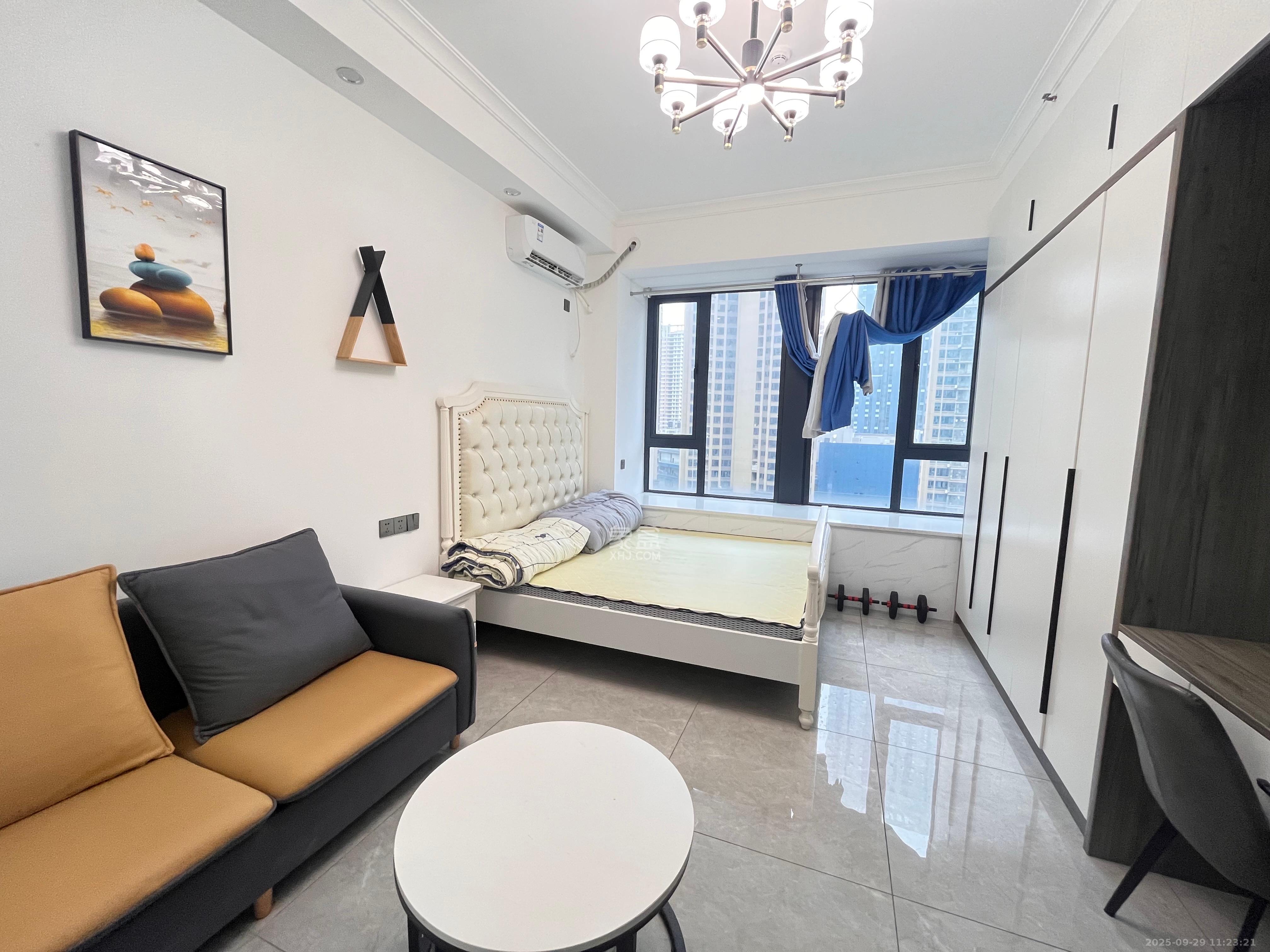 中建悦和城  1室1厅1卫    1400.0元/月室内图