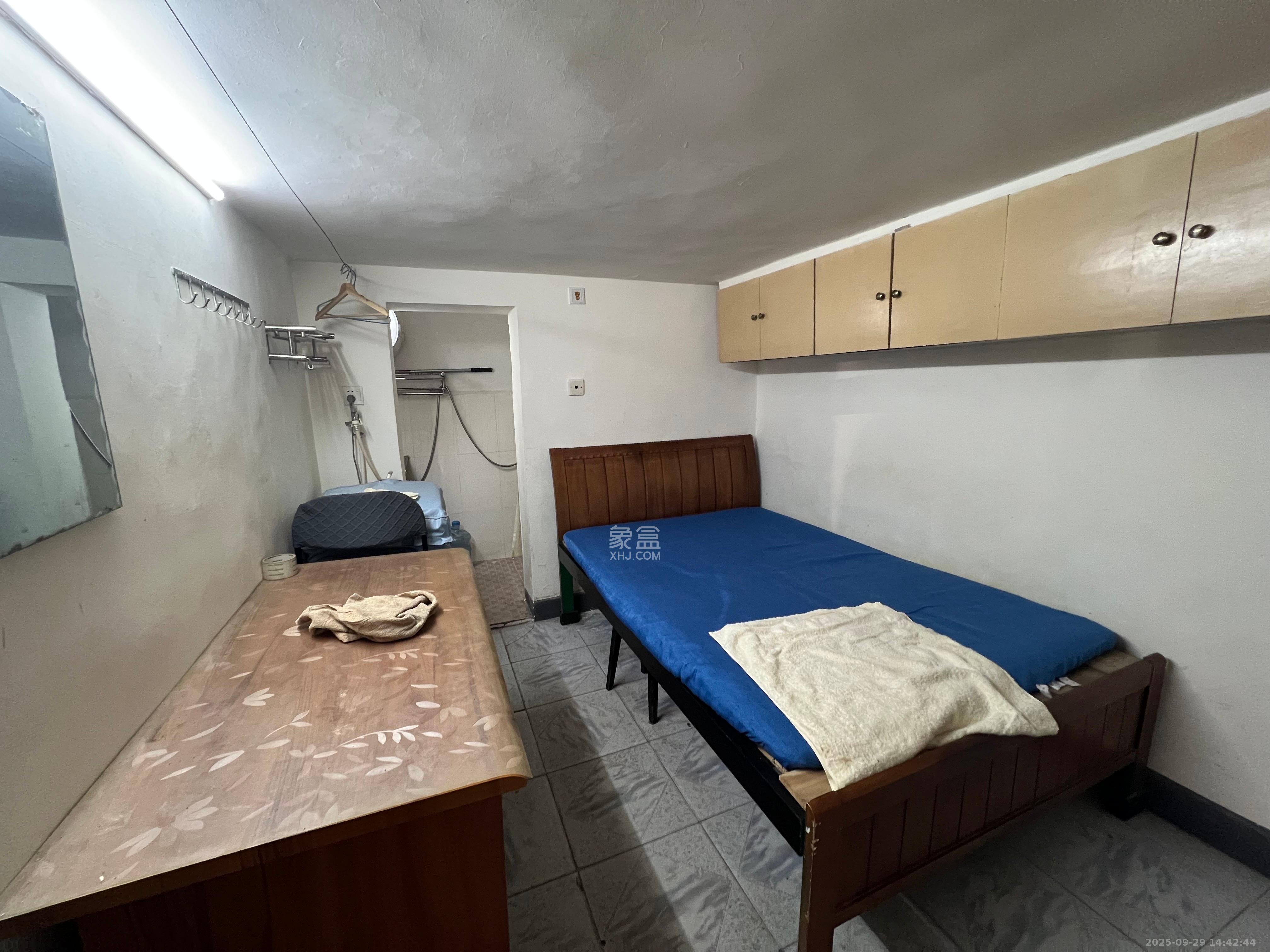 城南花苑  1室1厅1卫    500.0元/月室内图