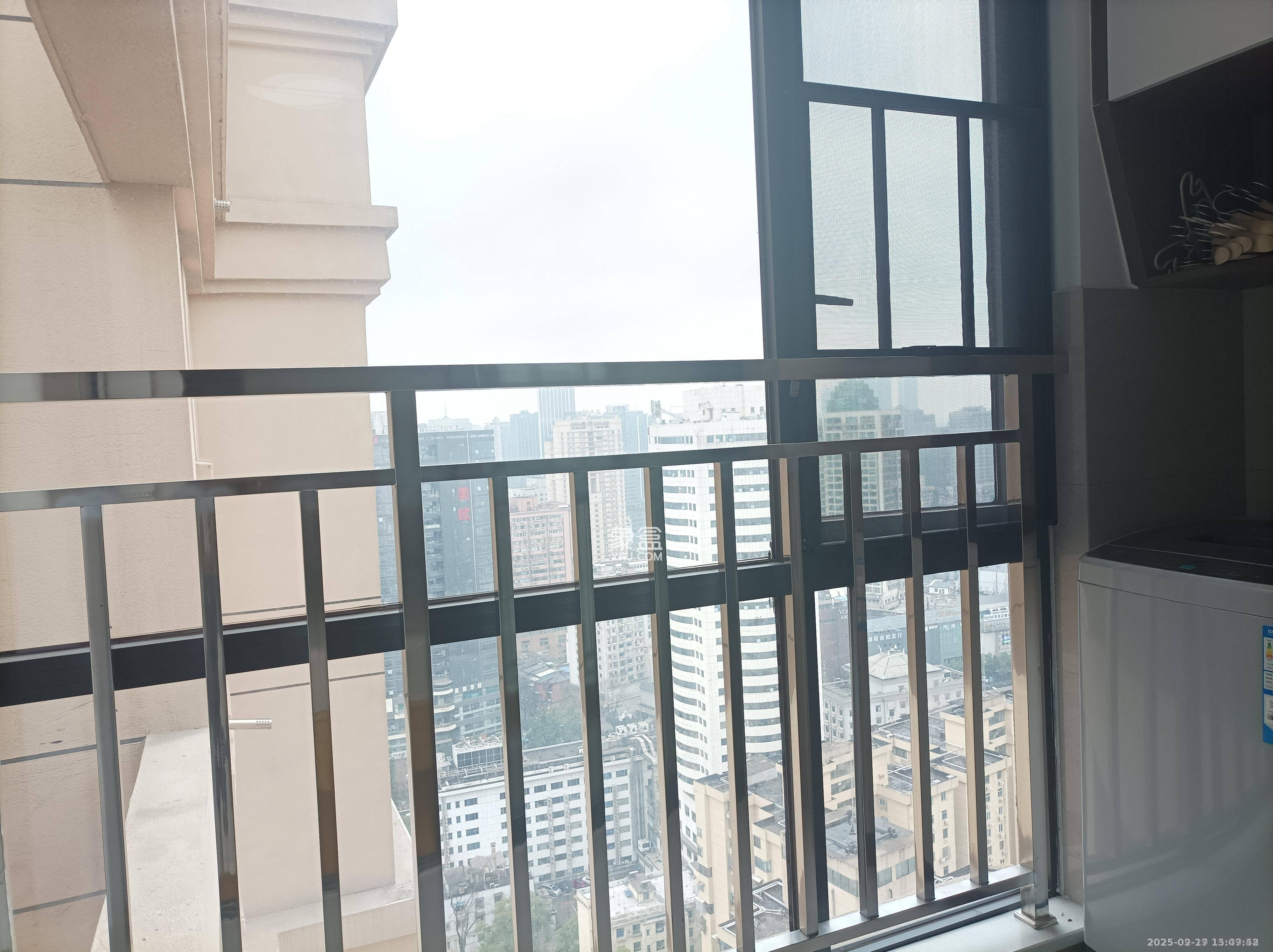 韭菜园嘉苑 3室2厅2卫 4800.0元/月 韭菜园嘉苑 3室2厅2卫 4800.0元/月室内图