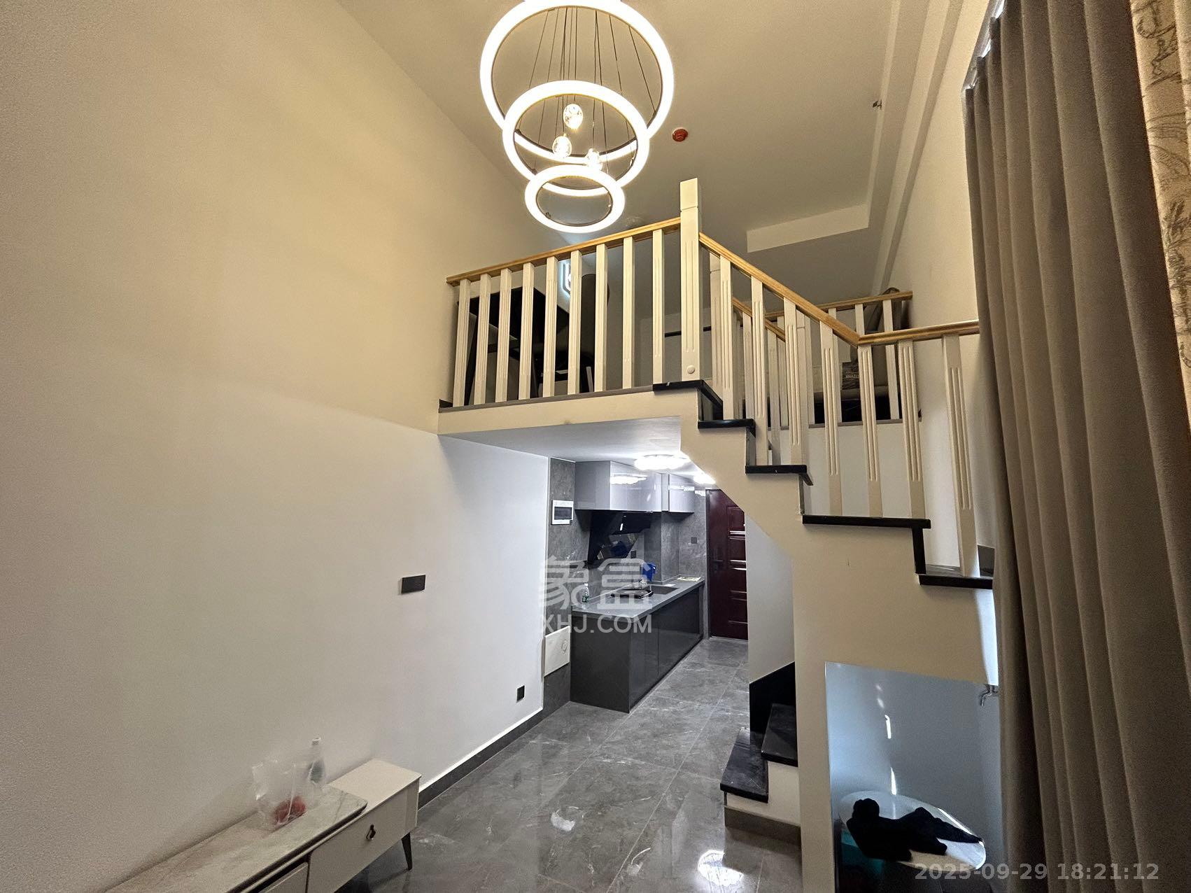 新长海D1站 1室1厅1卫 1500.0元/月 新长海D1站 1室1厅1卫 1500.0元/月室内图