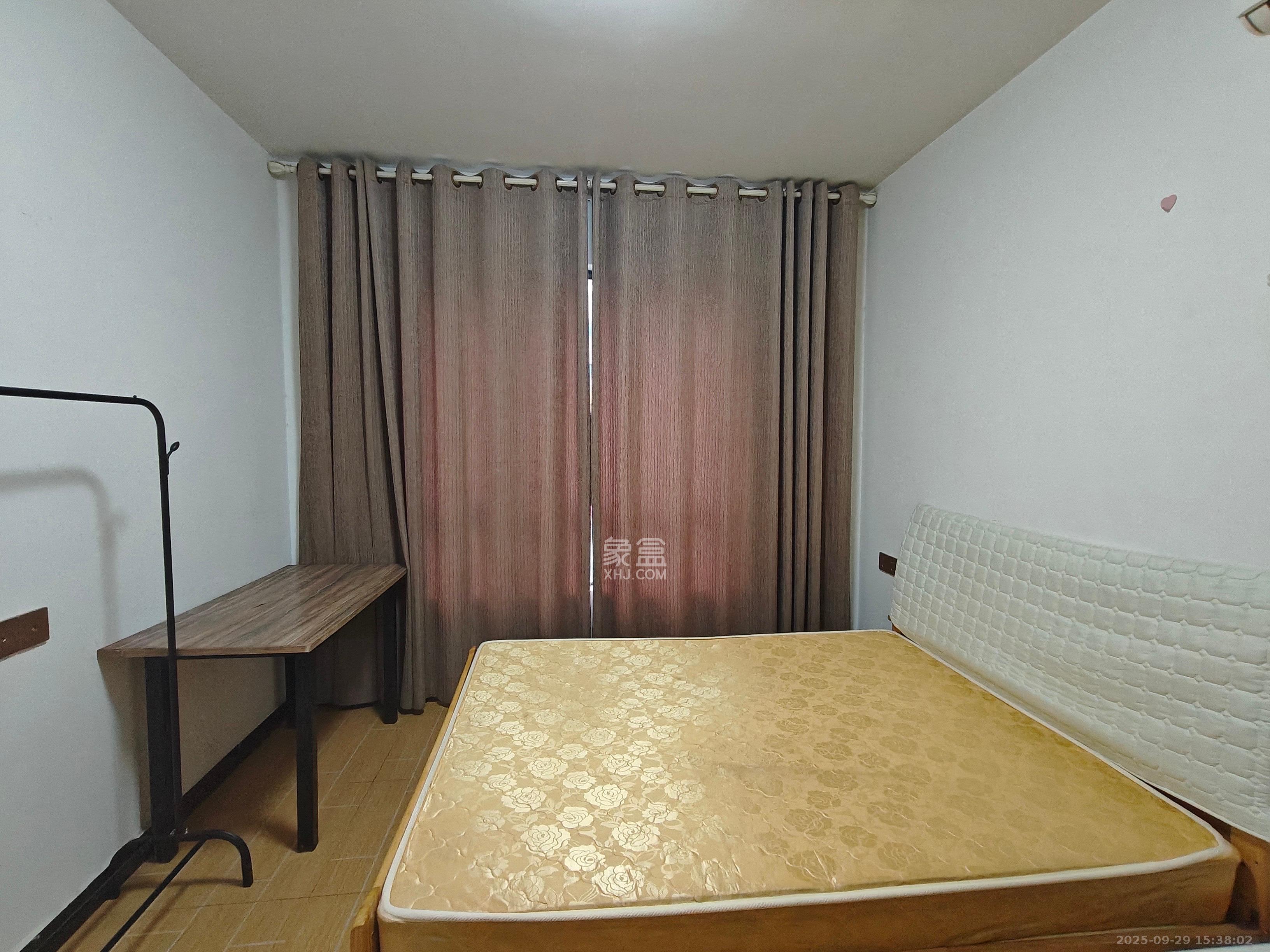 筑梦星园  3室2厅1卫    1700.0元/月室内图