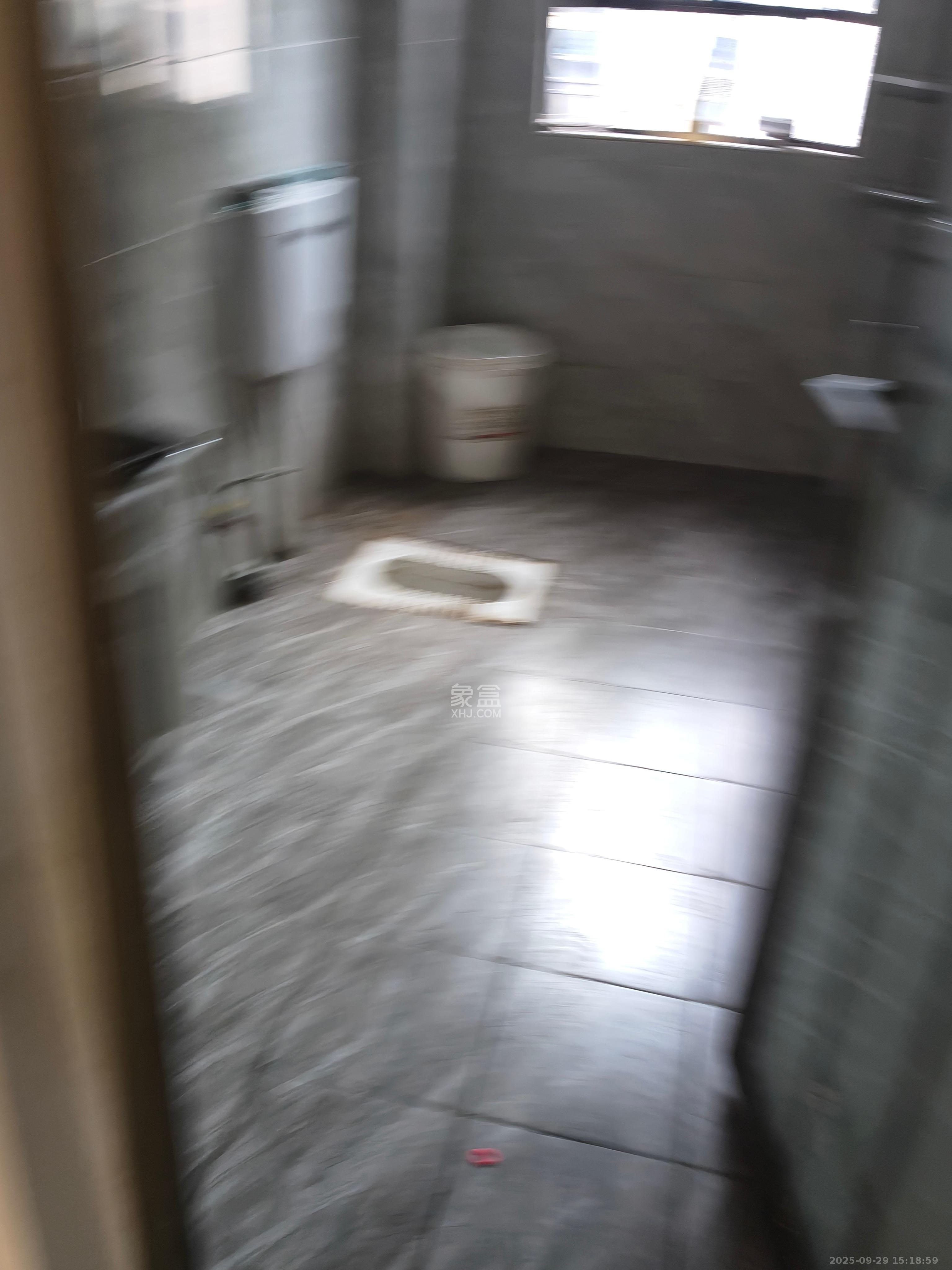 财汇新天地(财汇商务广场) 5室1厅0卫 2580.0元/月 财汇新天地(财汇商务广场) 5室1厅0卫 2580.0元/月室内图