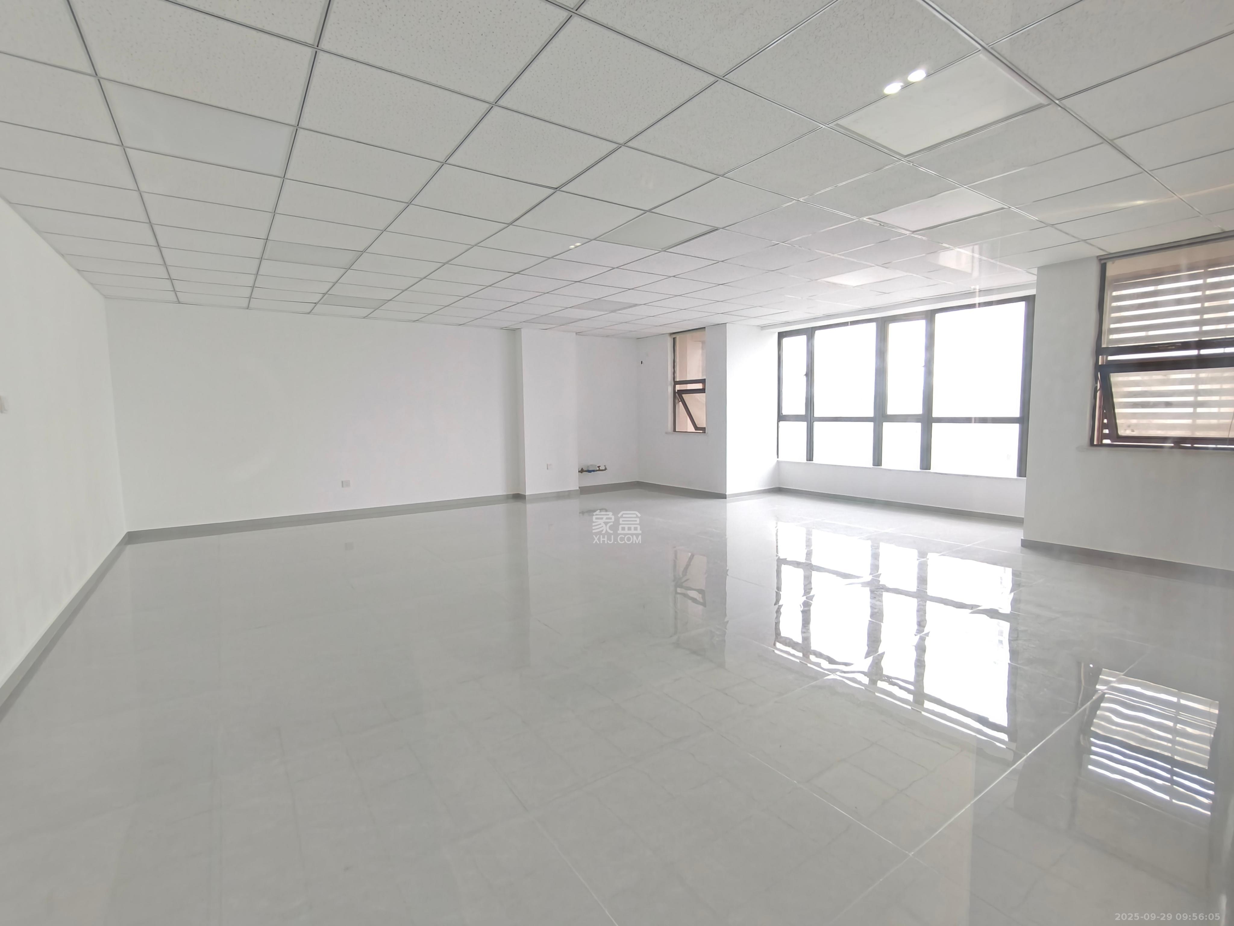 湘域相遇 1室2厅1卫 4500.0元/月 湘域相遇 1室2厅1卫 4500.0元/月室内图