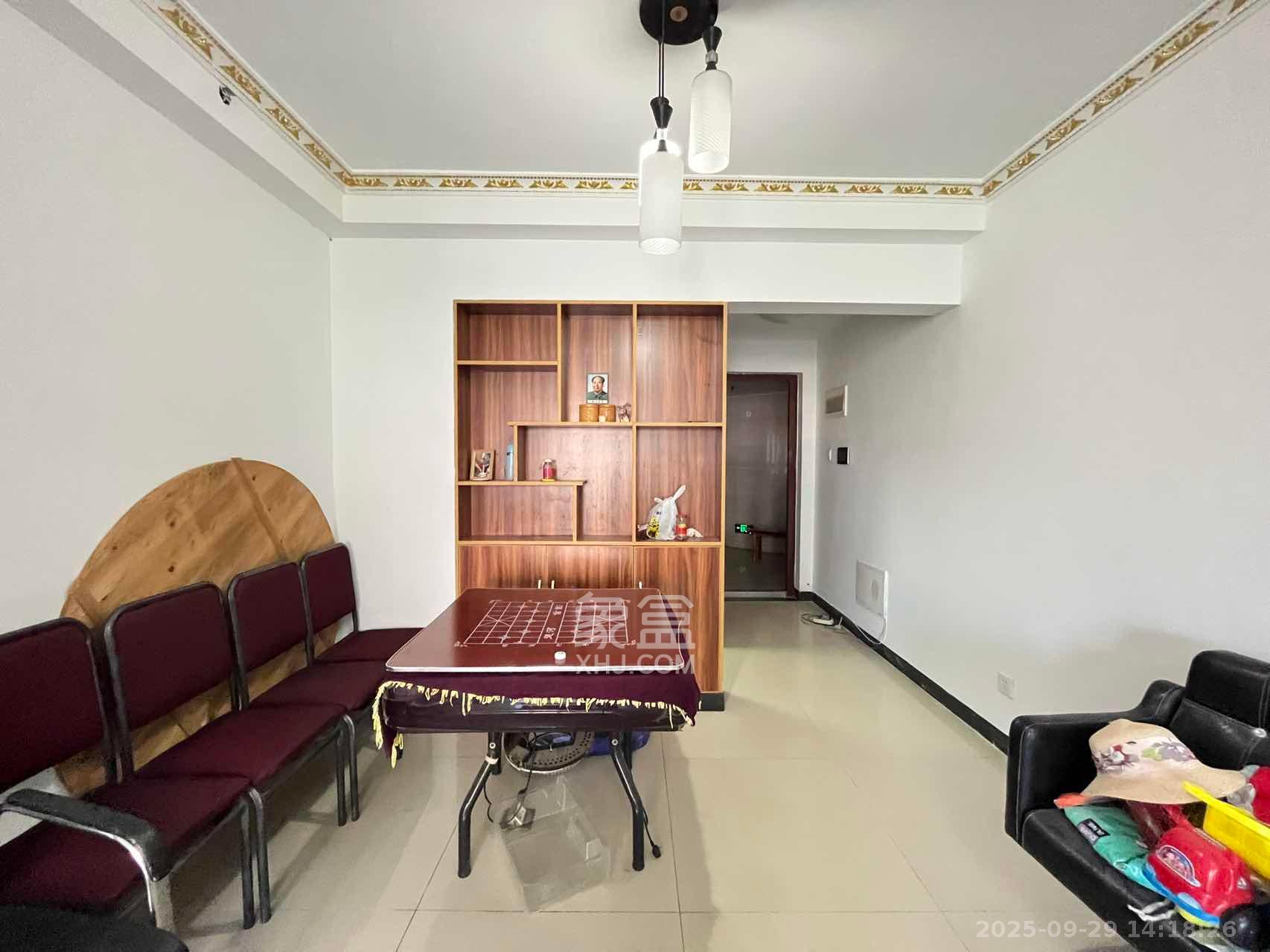 达美D6区 2室2厅1卫 2500.0元/月 达美D6区 2室2厅1卫 2500.0元/月室内图