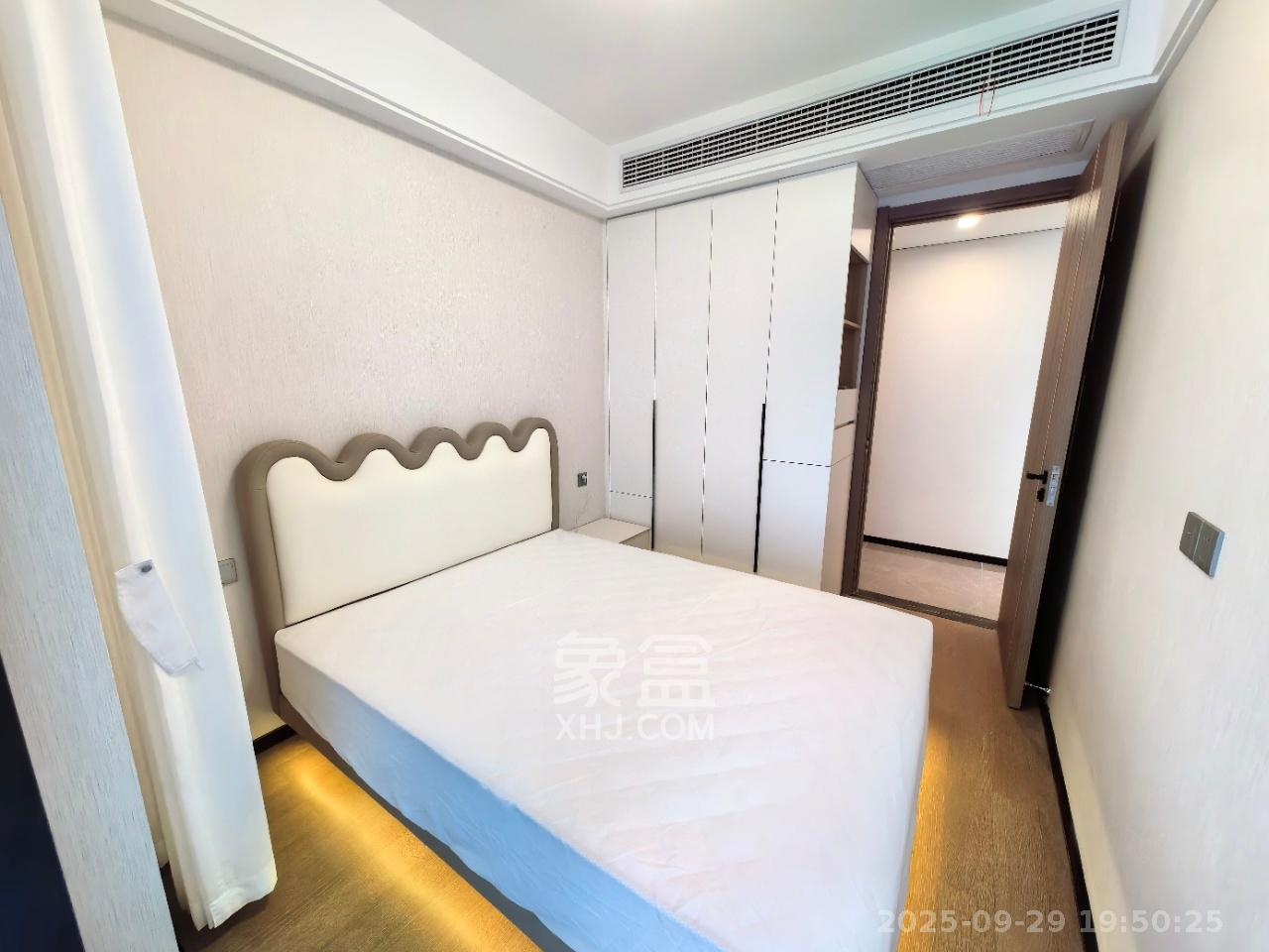中海麓山境北区  4室2厅2卫   3800.00元/月室内图
