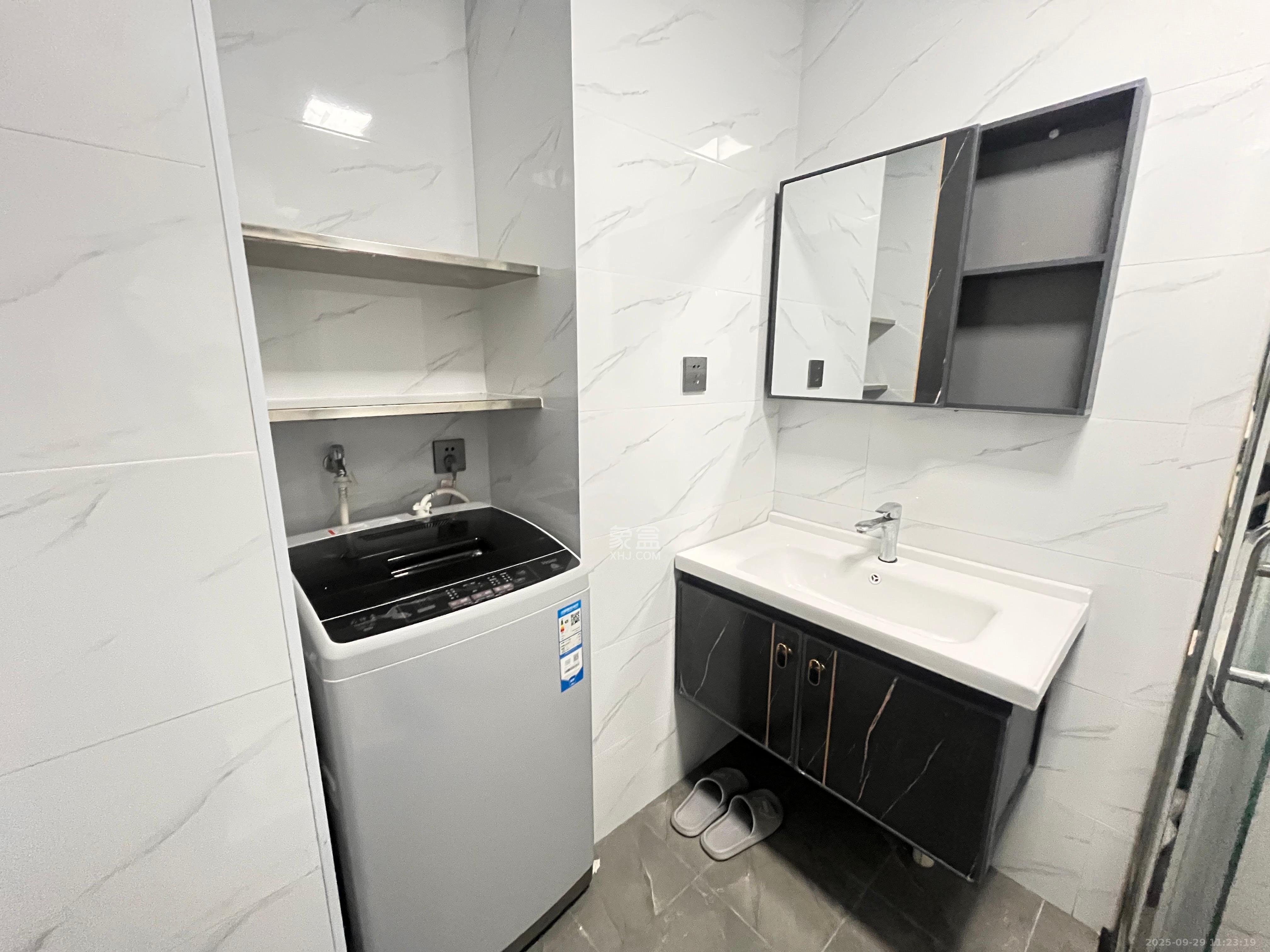 中建悦和城  1室1厅1卫    1400.0元/月室内图