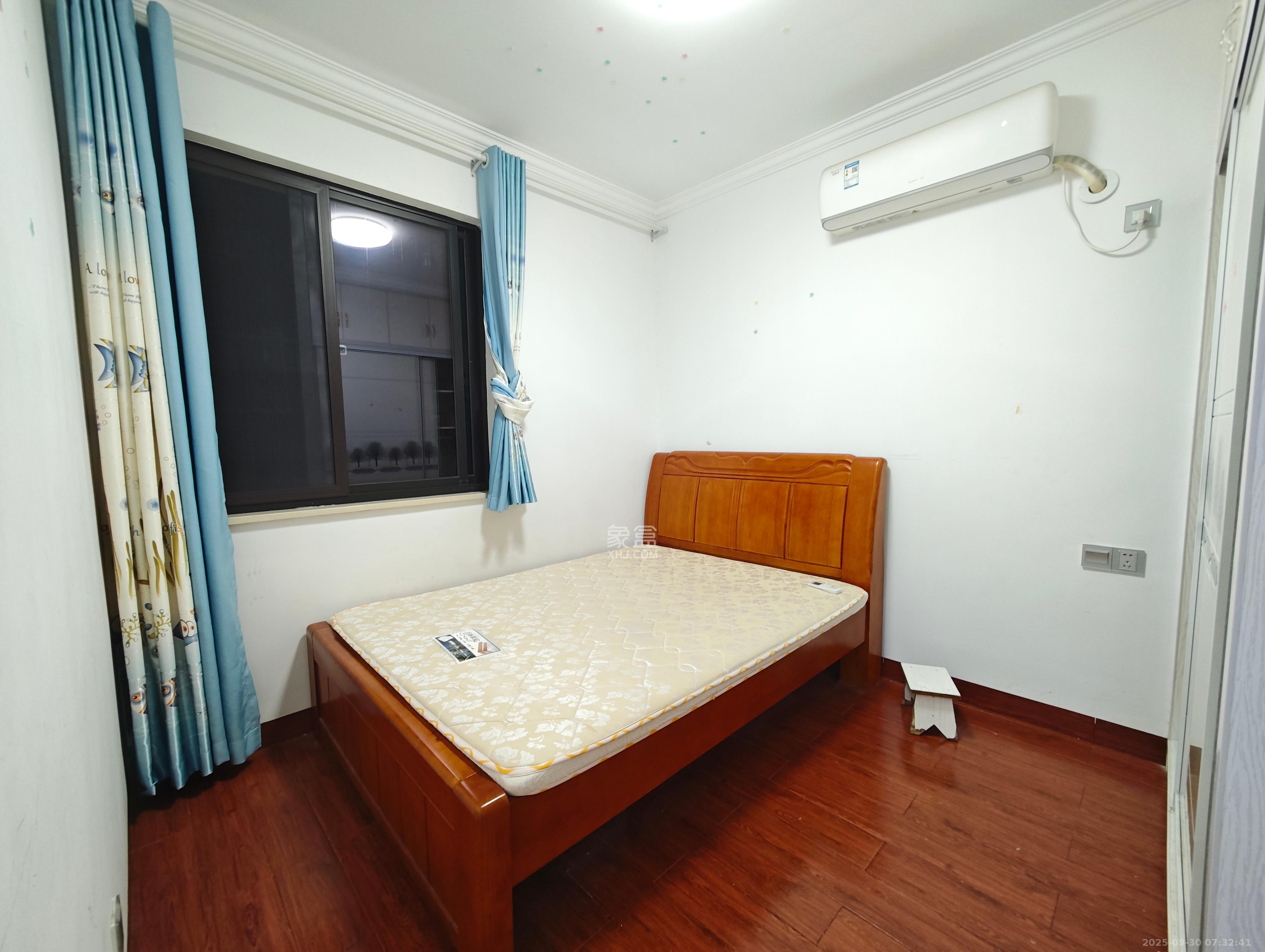 康桥长郡 3室2厅1卫 1550.00元/月 康桥长郡 3室2厅1卫 1550.00元/月室内图