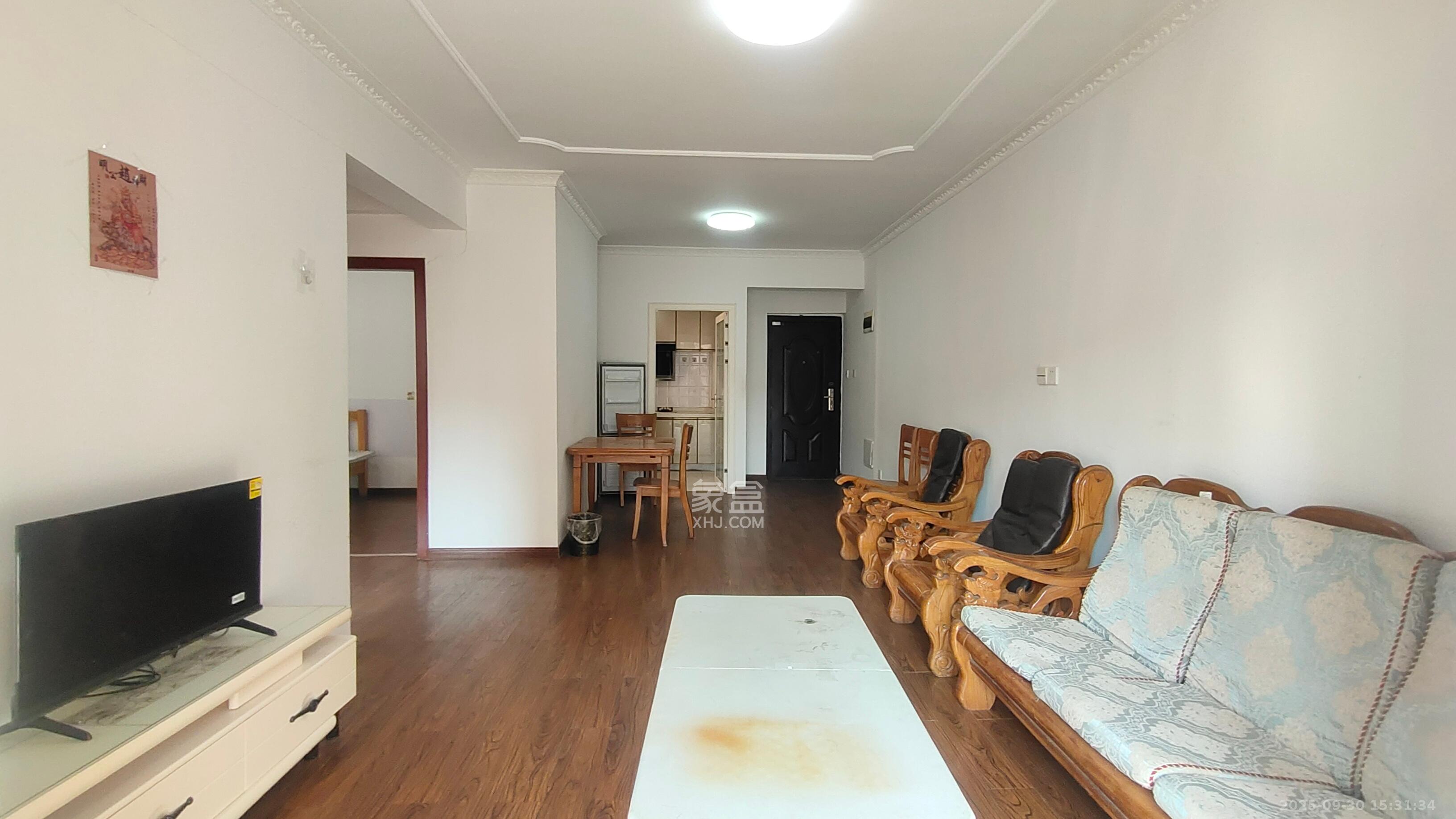 丽发新城 2室2厅1卫 1600.0元/月 丽发新城 2室2厅1卫 1600.0元/月室内图