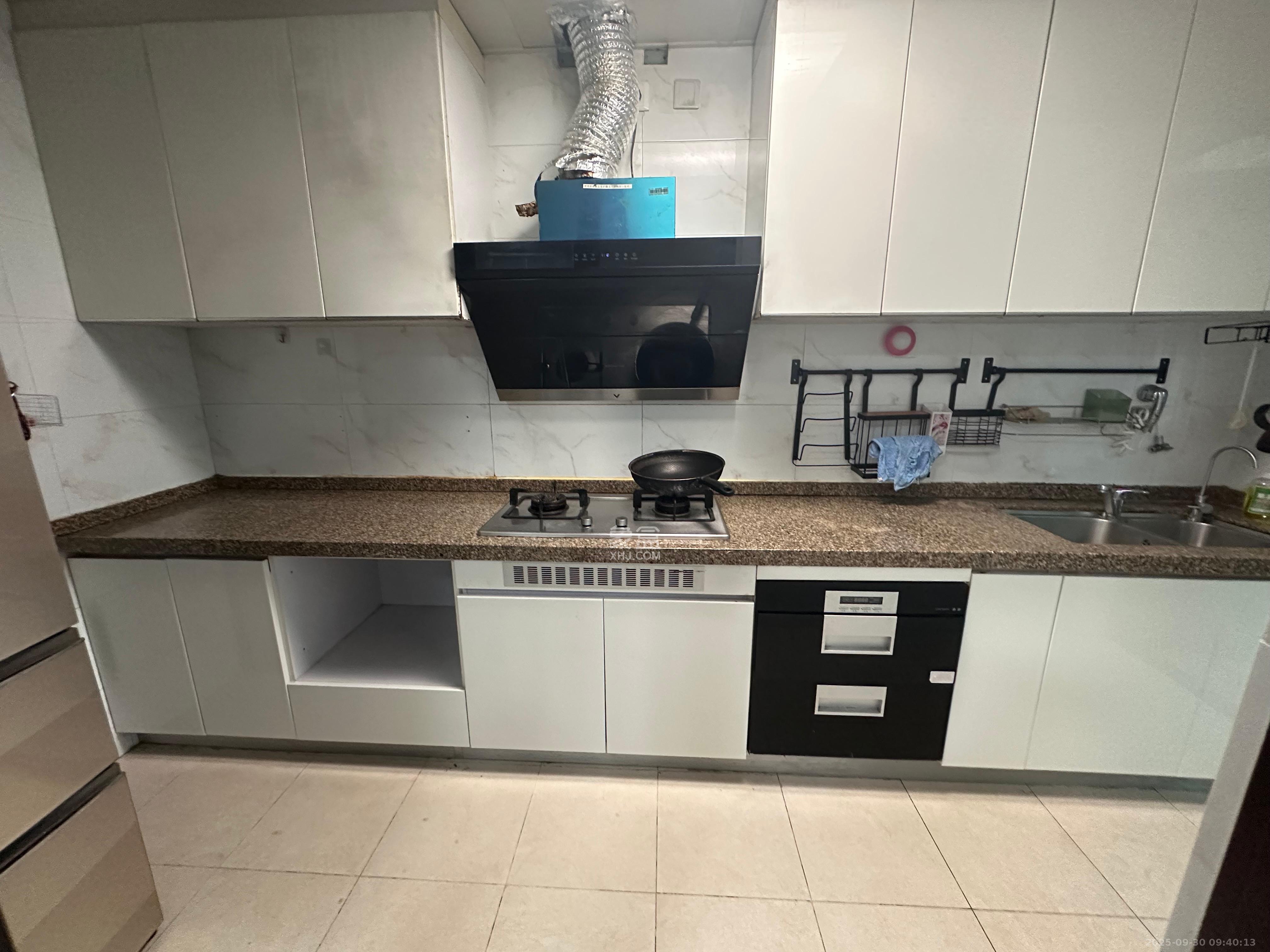 恒大雅苑  3室2厅1卫    2600.0元/月室内图