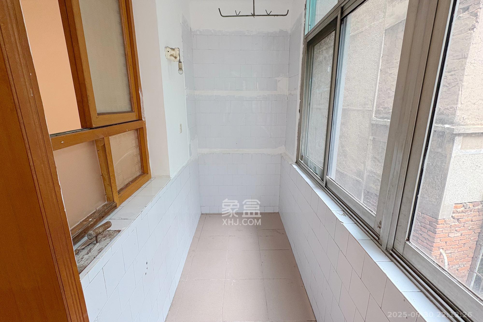 吉景小区  2室1厅1卫    39.8万阳台