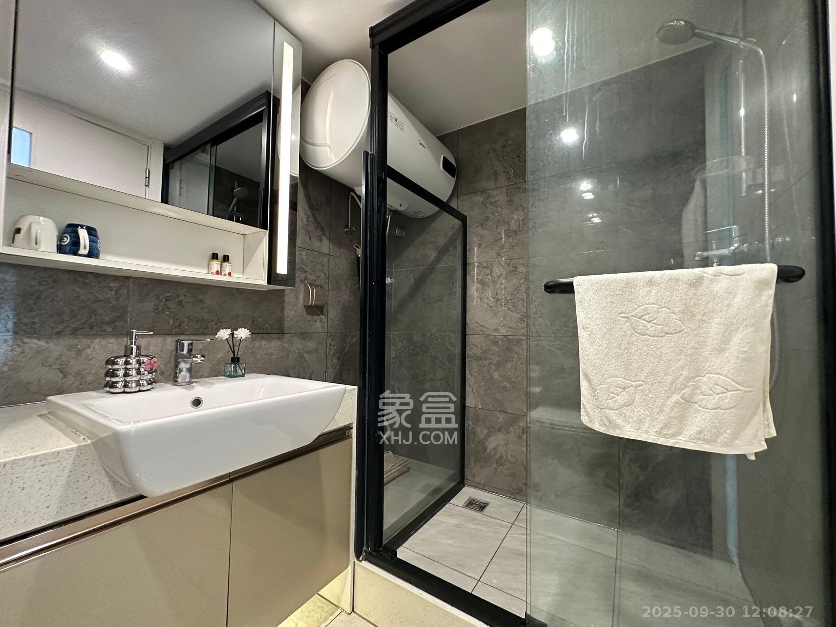 华远华时代 4室2厅2卫 6200.0元/月 华远华时代 4室2厅2卫 6200.0元/月室内图