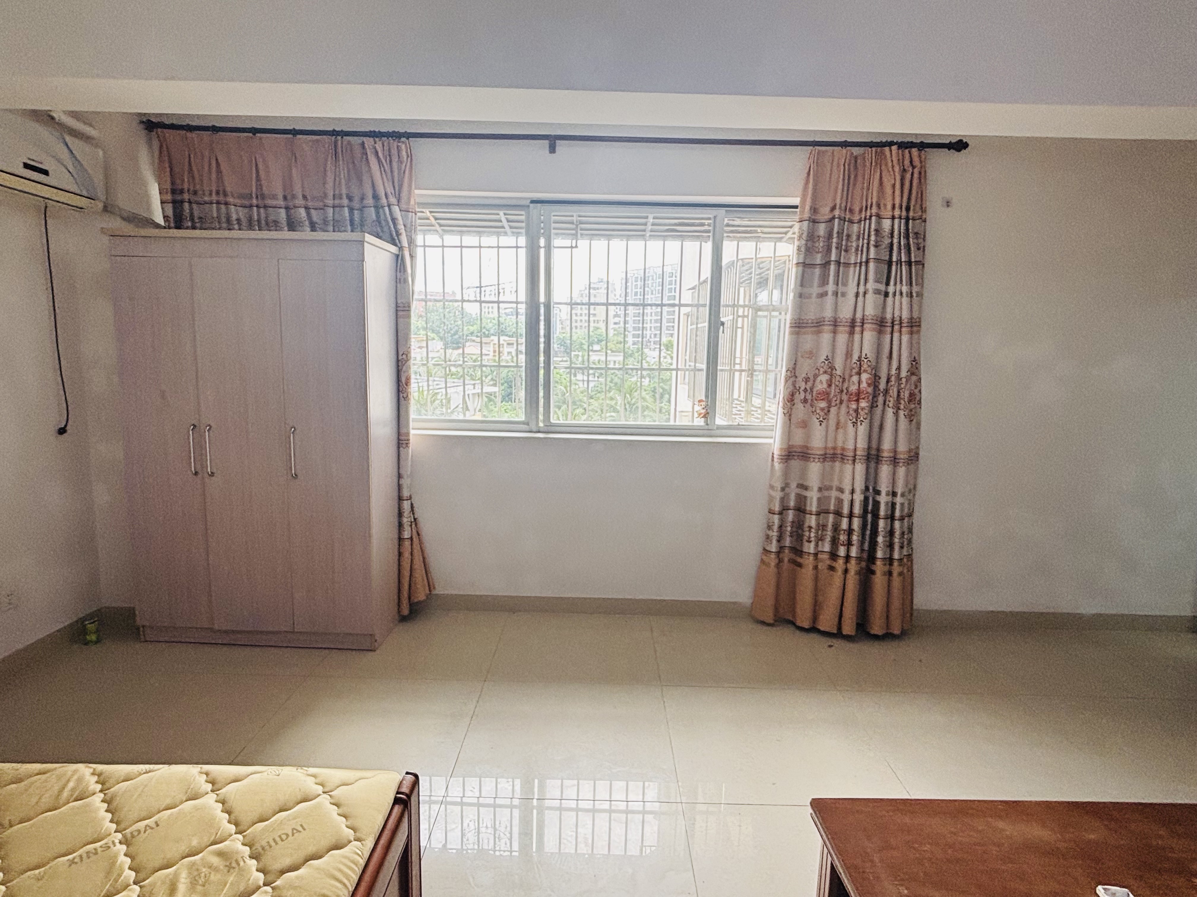 新宏基大厦 1室1厅1卫 1400.0元/月 新宏基大厦 1室1厅1卫 1400.0元/月室内图