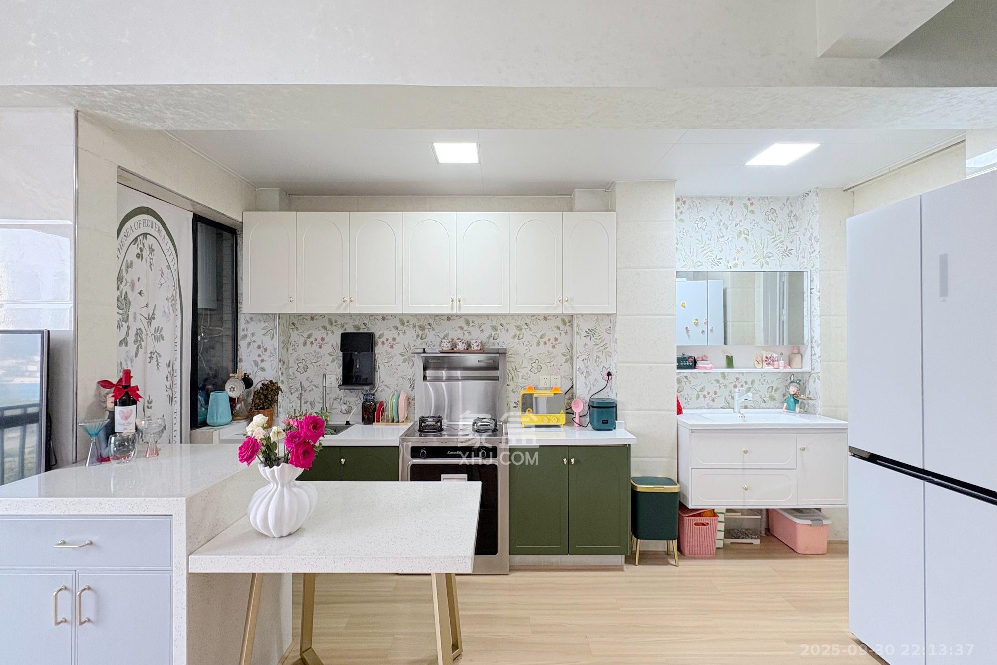 锦泰东环国际  1室2厅1卫    49.6万厨房