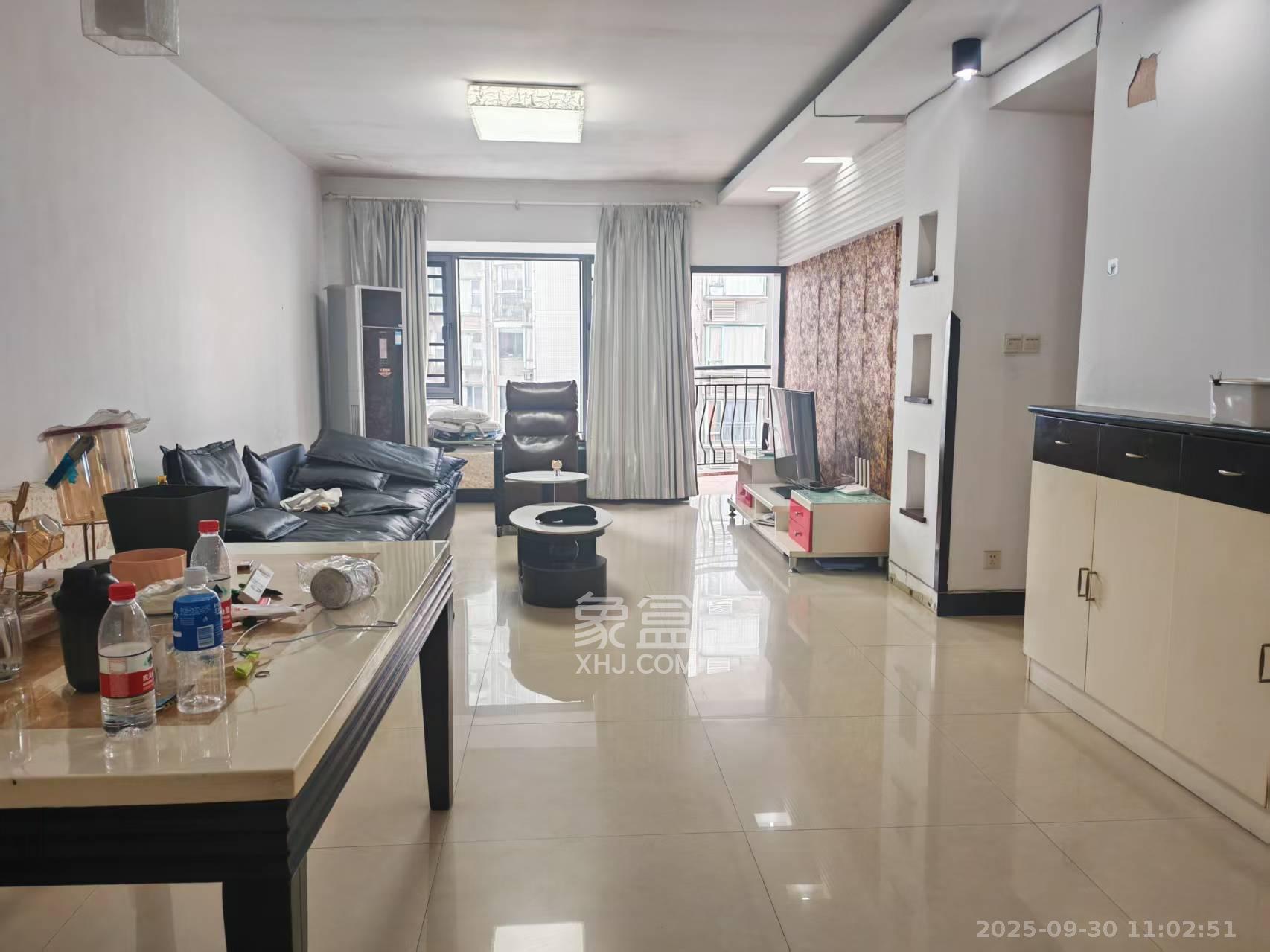 景秀江山  3室2厅2卫    3000.0元/月室内图