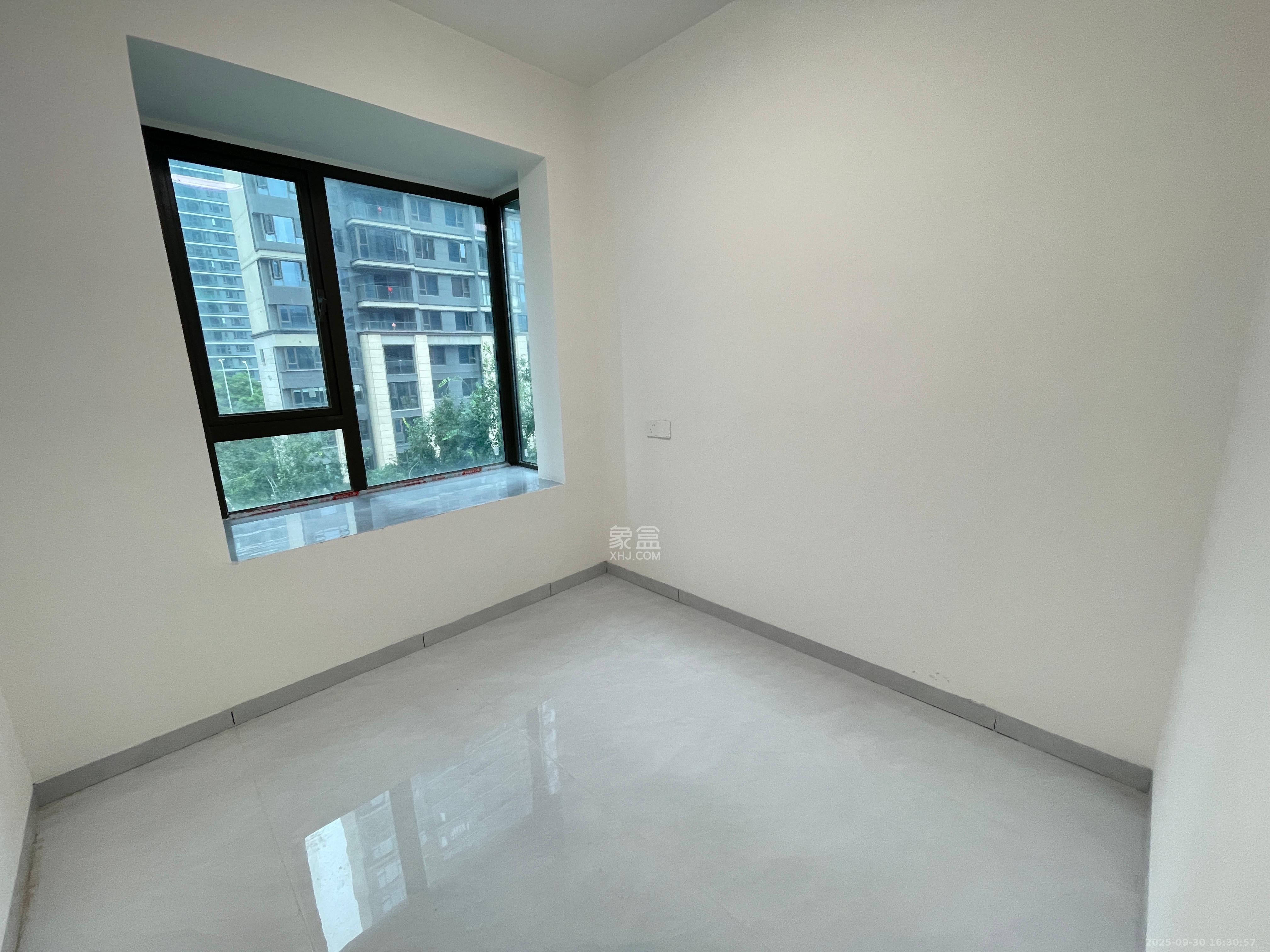 正荣滨江紫阙台 4室2厅3卫 4000.0元/月 正荣滨江紫阙台 4室2厅3卫 4000.0元/月室内图