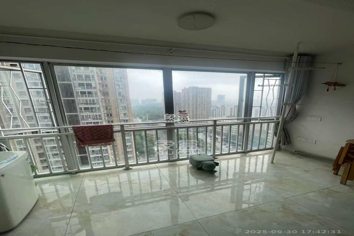 恒广国际景园一二区 2室2厅1卫 1600.00元/月 恒广国际景园一二区 2室2厅1卫 1600.00元/月室内图