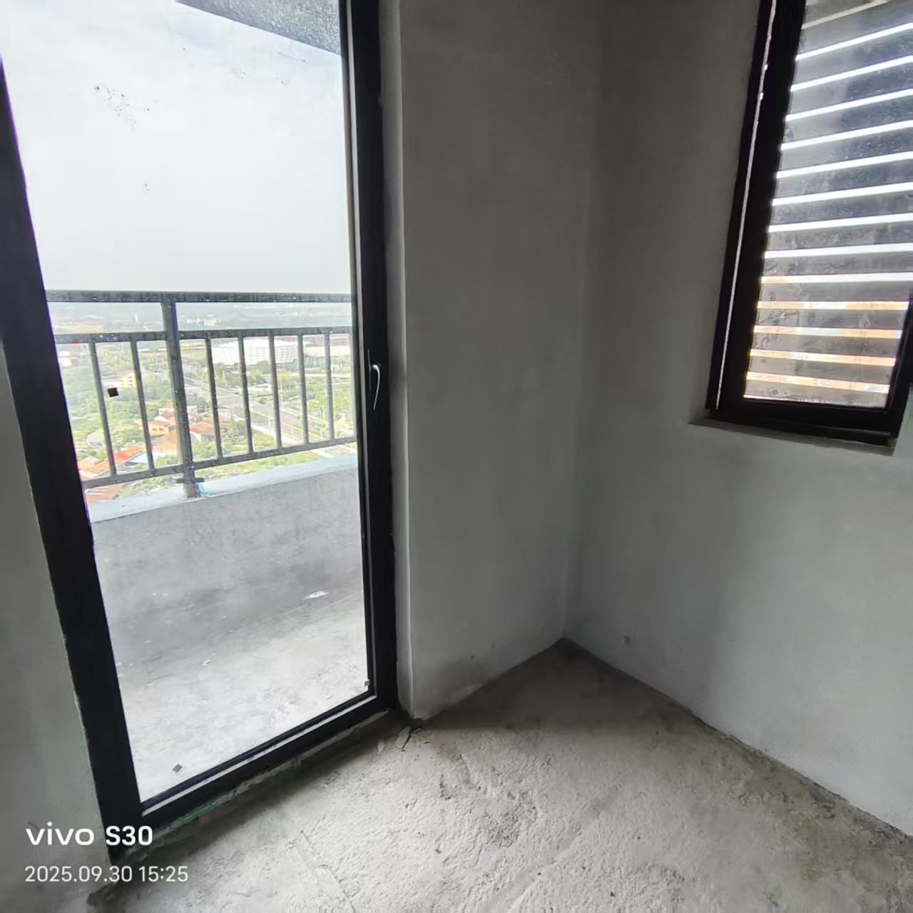 佳源罗马都市  4室2厅2卫    65.0万