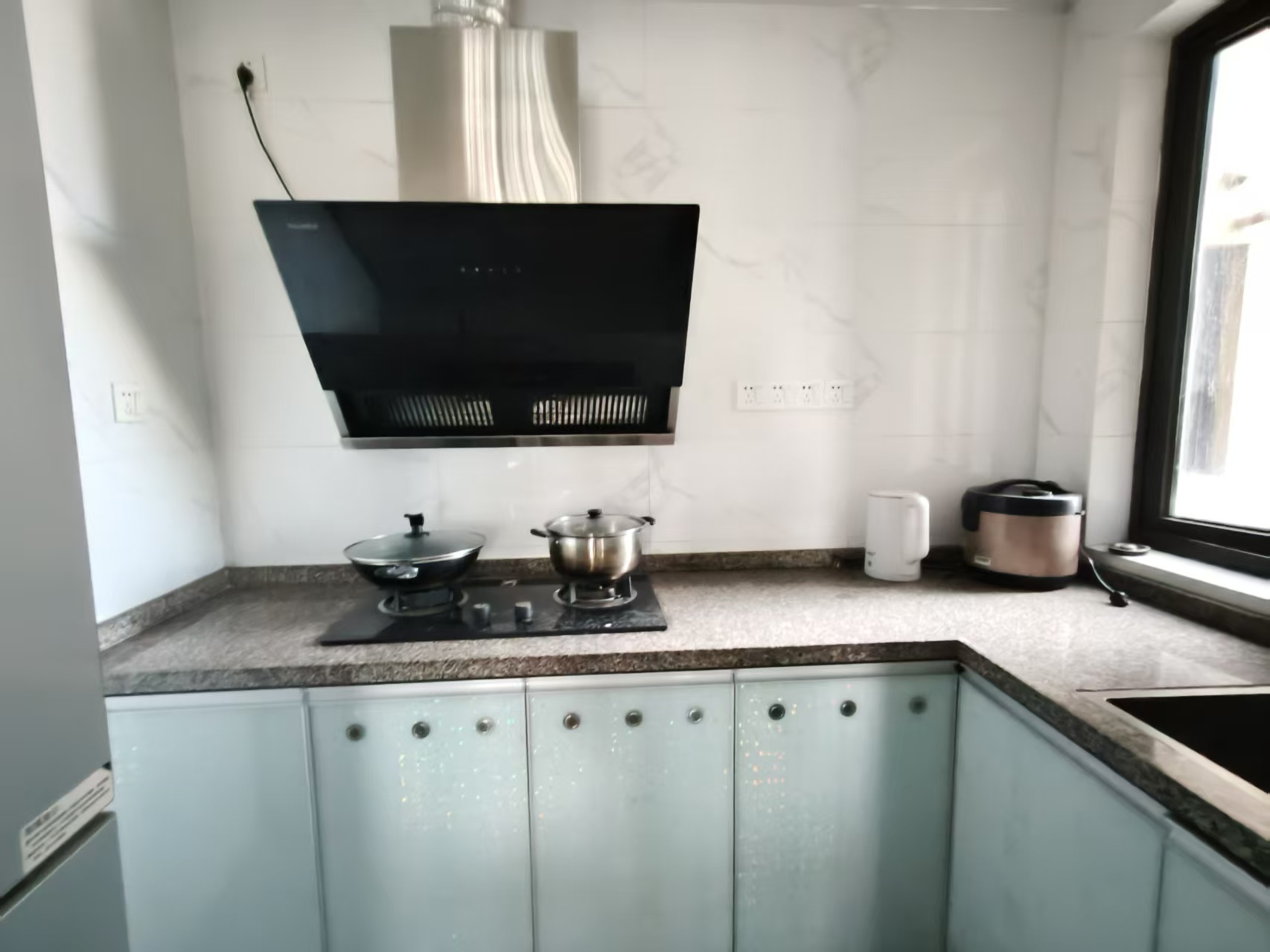 绿地海德公馆 3室2厅1卫 3300.0元/月 绿地海德公馆 3室2厅1卫 3300.0元/月室内图