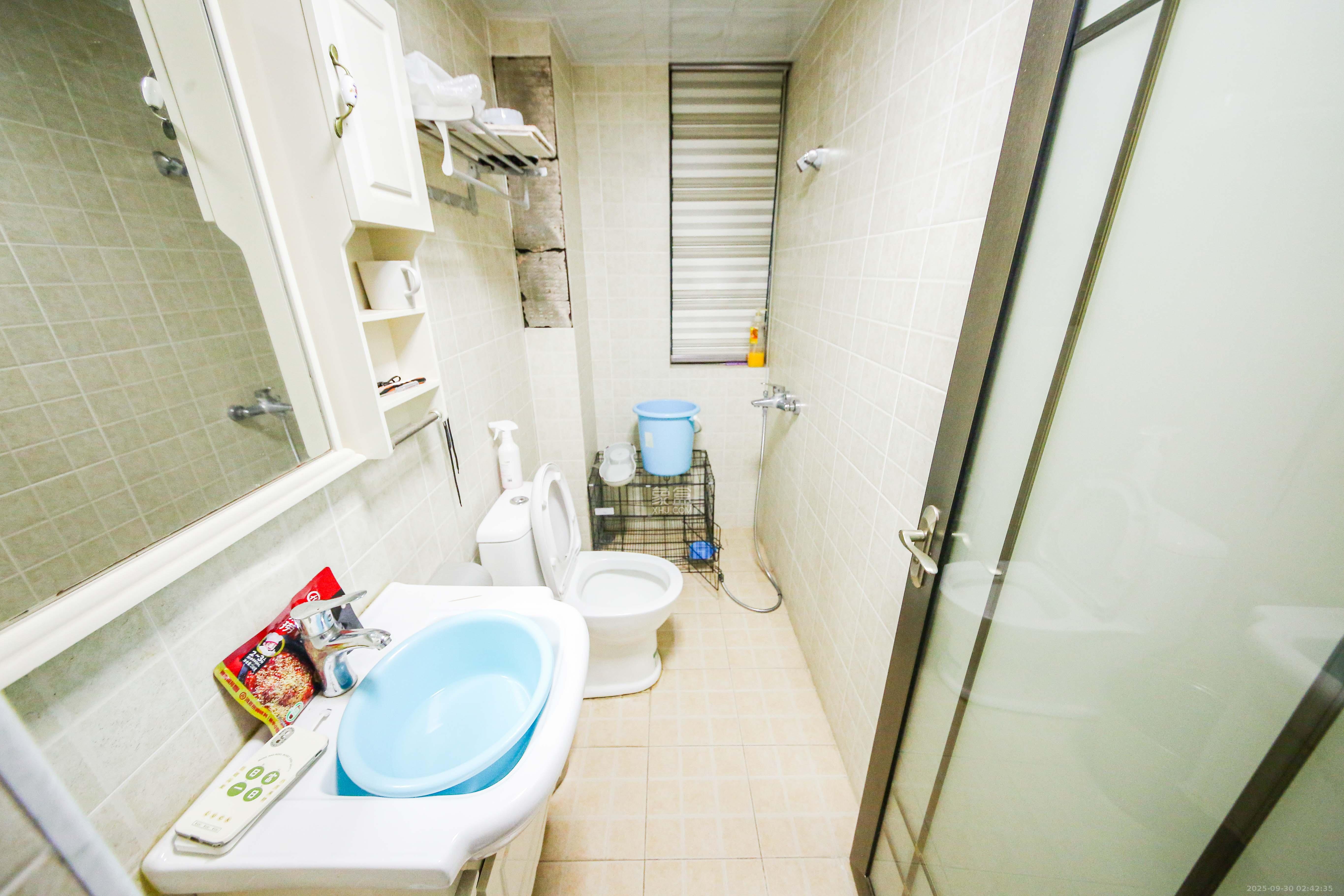 才子嘉都  3室2厅2卫    74.0万卫生间