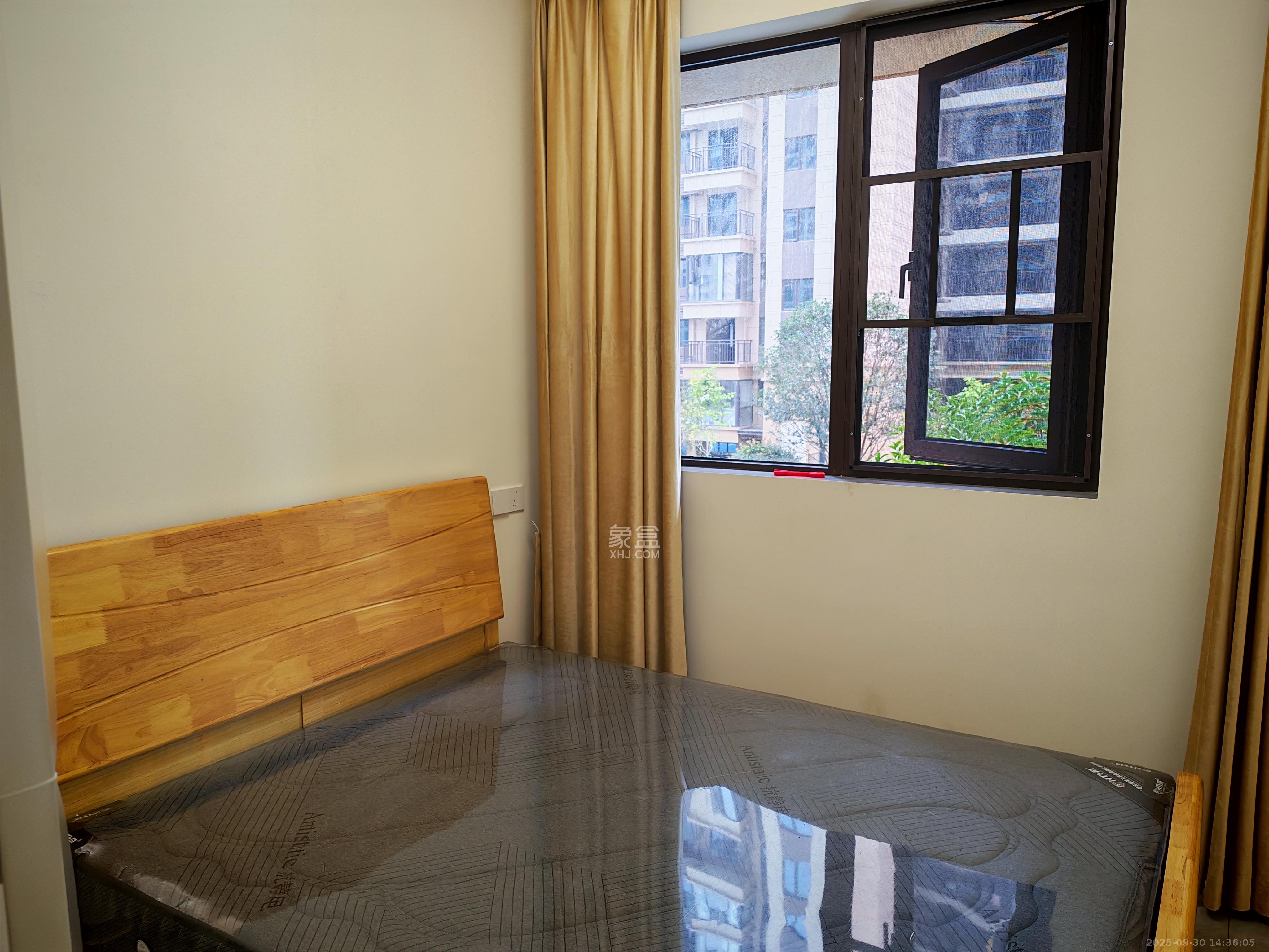 保利堂悦  4室2厅2卫    3000.0元/月室内图