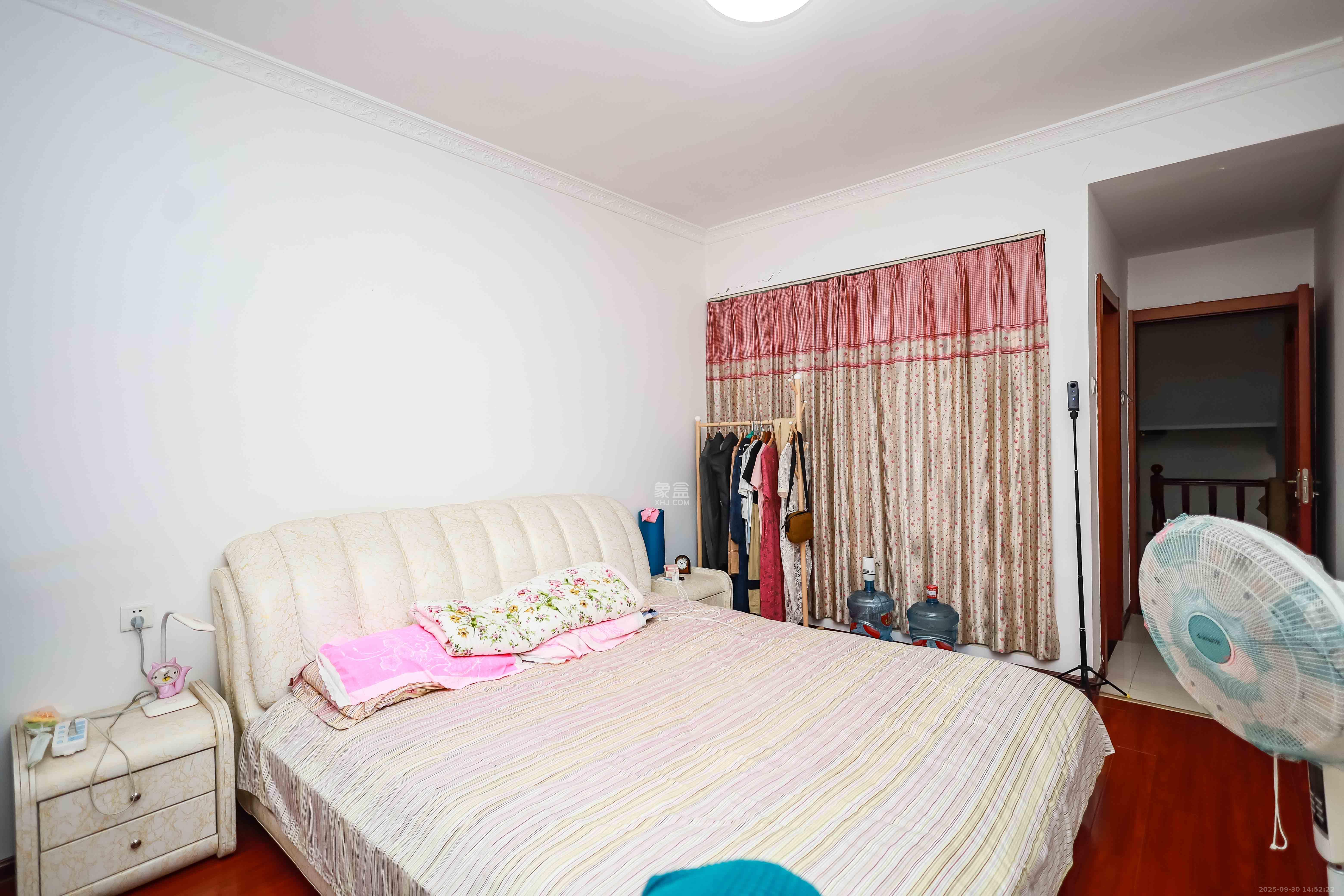 未来城科学家园 5室2厅3卫 165.0万 未来城科学家园 5室2厅3卫 165.0万卧室