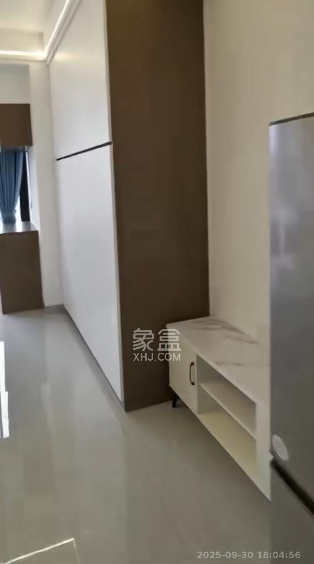中海珑悦府  1室0厅0卫   1200.00元/月室内图