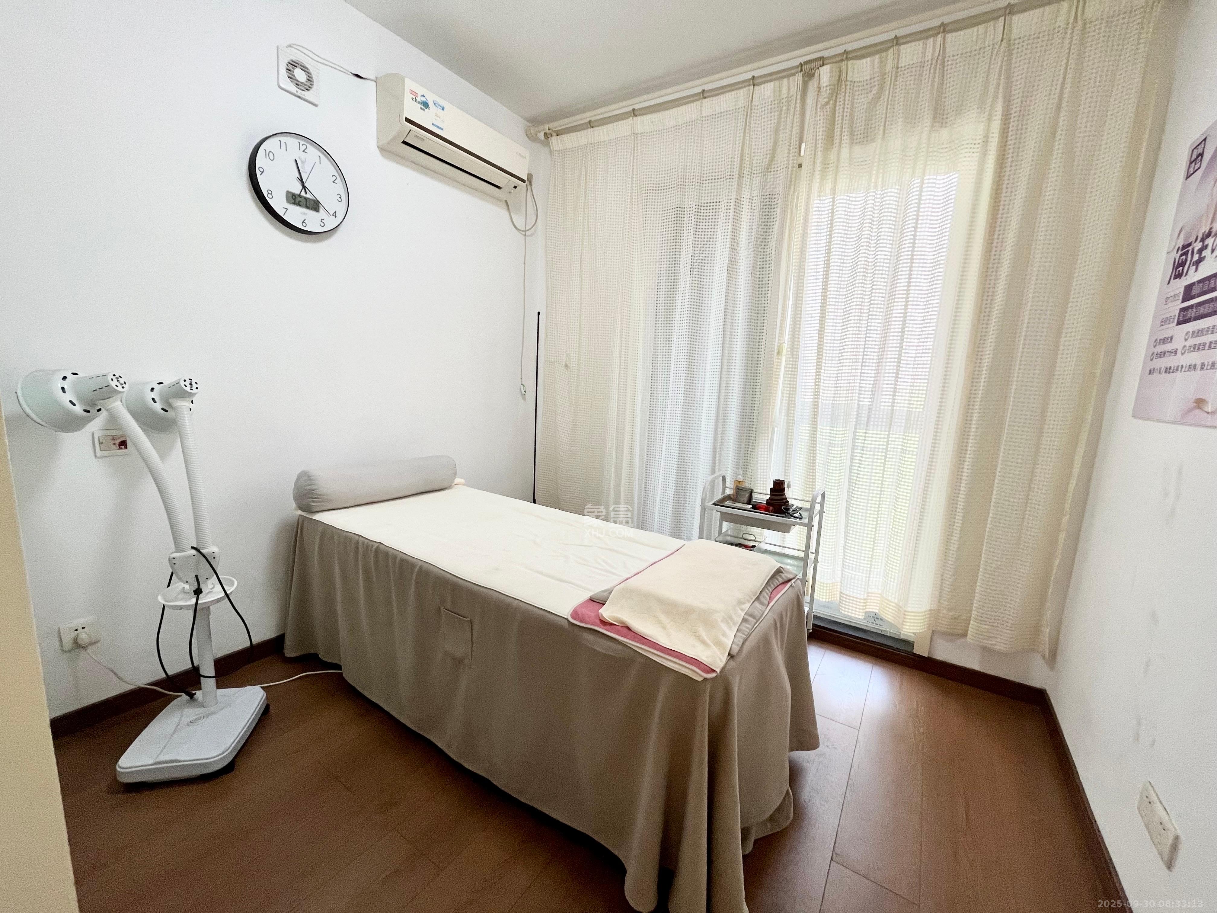 万国城(当代满庭春MOMA)一期 2室2厅1卫 2000.0元/月 万国城(当代满庭春MOMA)一期 2室2厅1卫 2000.0元/月室内图