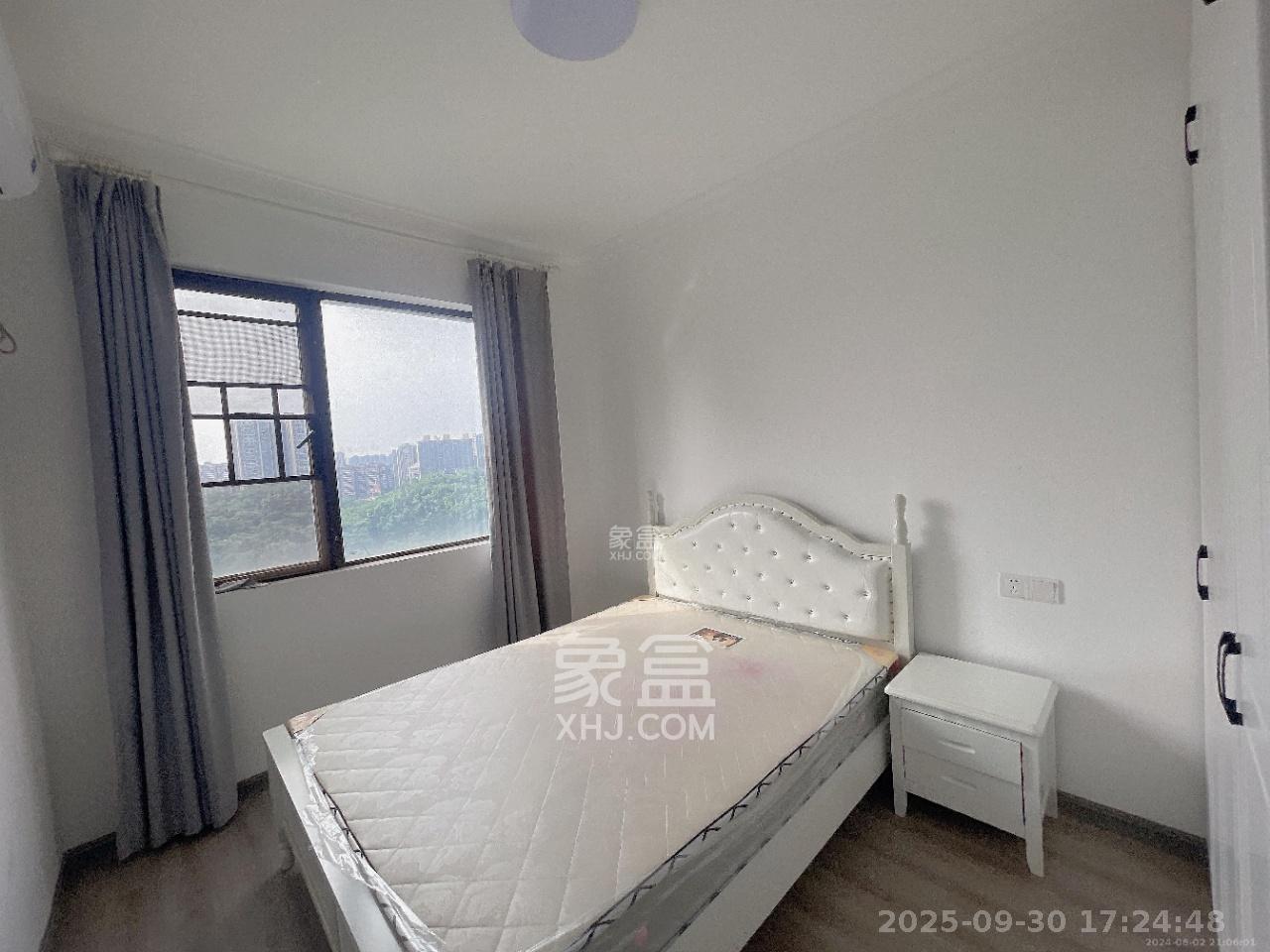 和泓梅溪四季  4室2厅2卫    3000.0元/月室内图