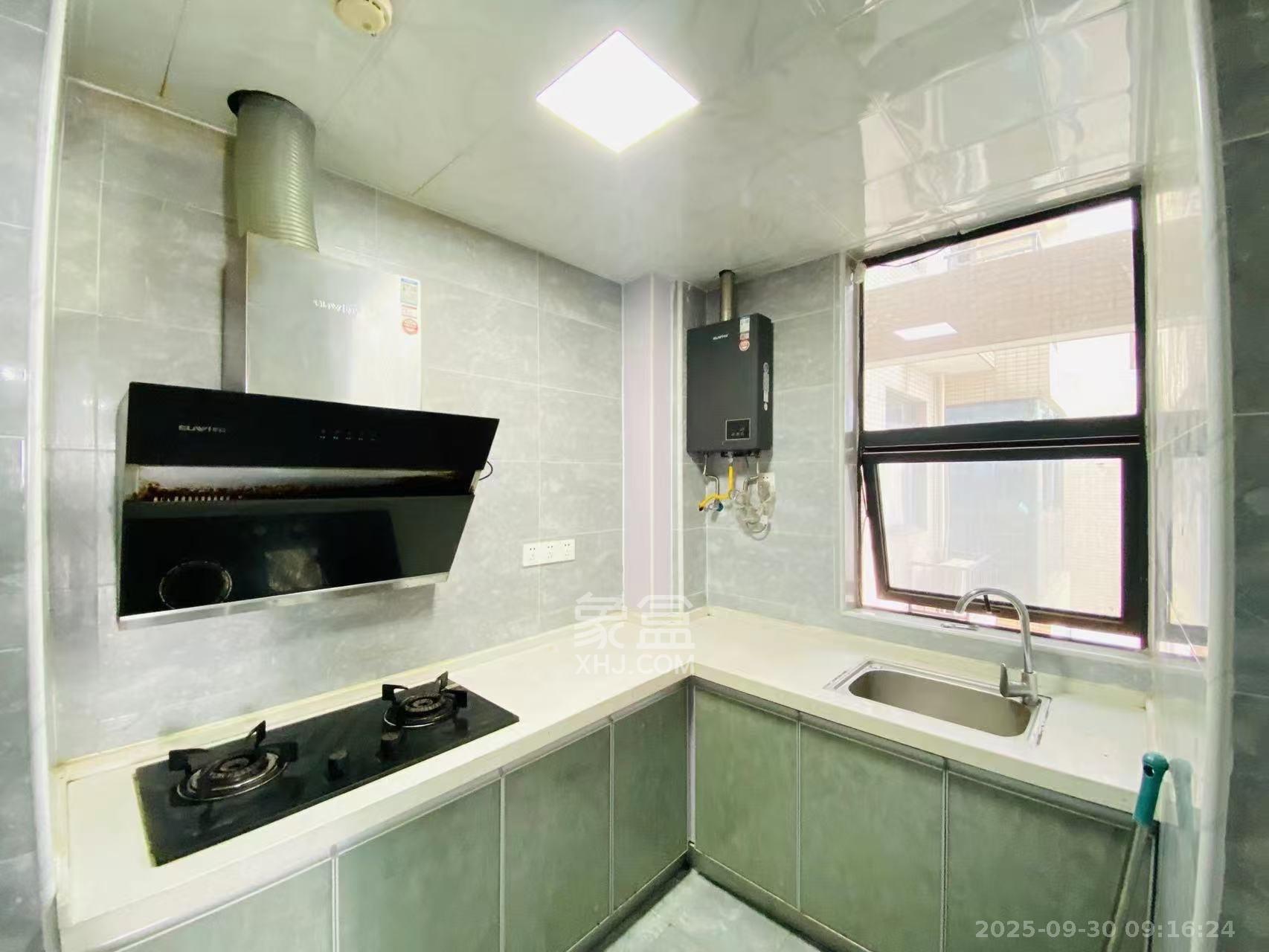 慢步江湾 3室2厅1卫 2500.0元/月 慢步江湾 3室2厅1卫 2500.0元/月室内图