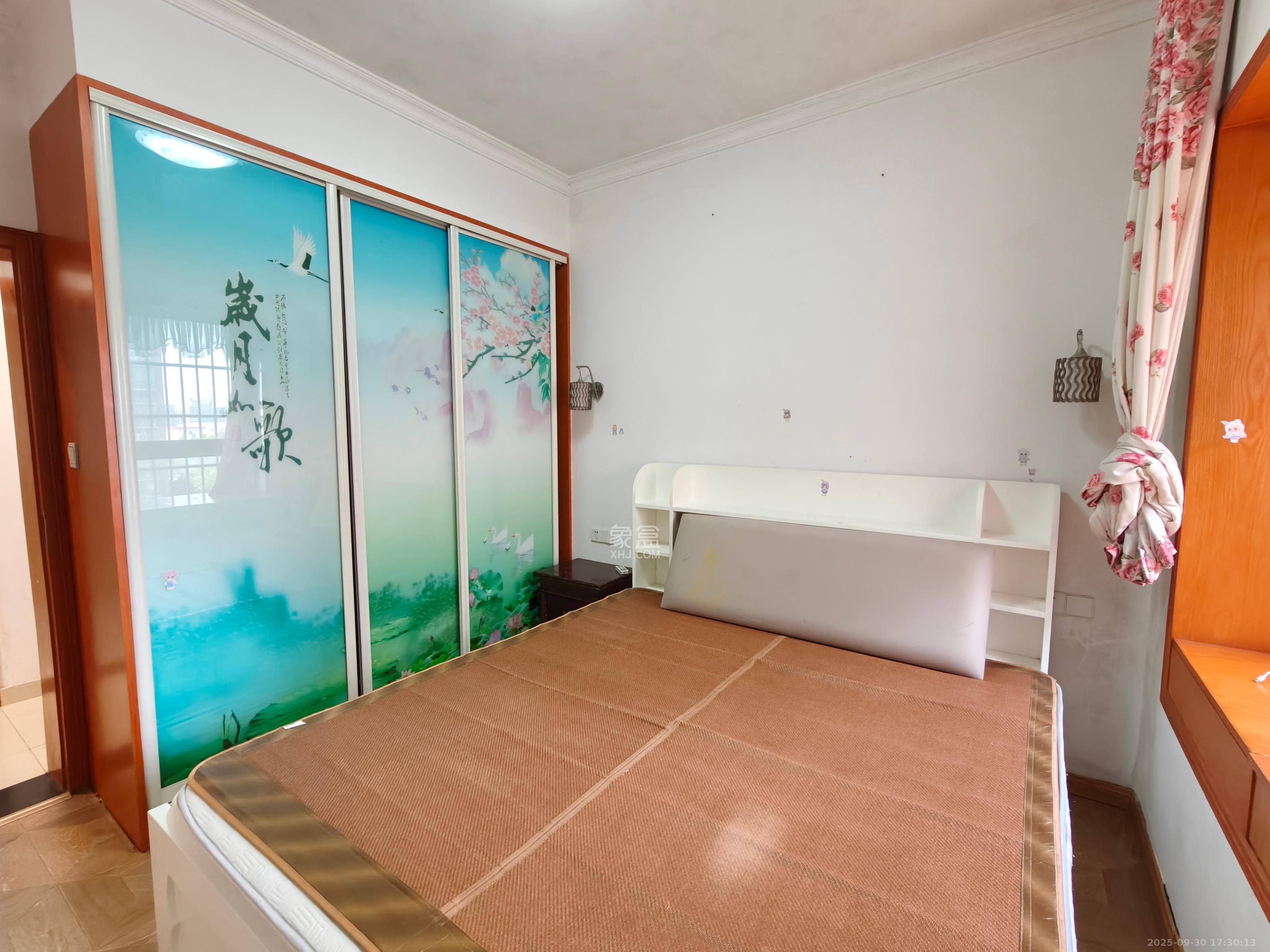 银盘鑫城  2室2厅1卫    1450.0元/月室内图