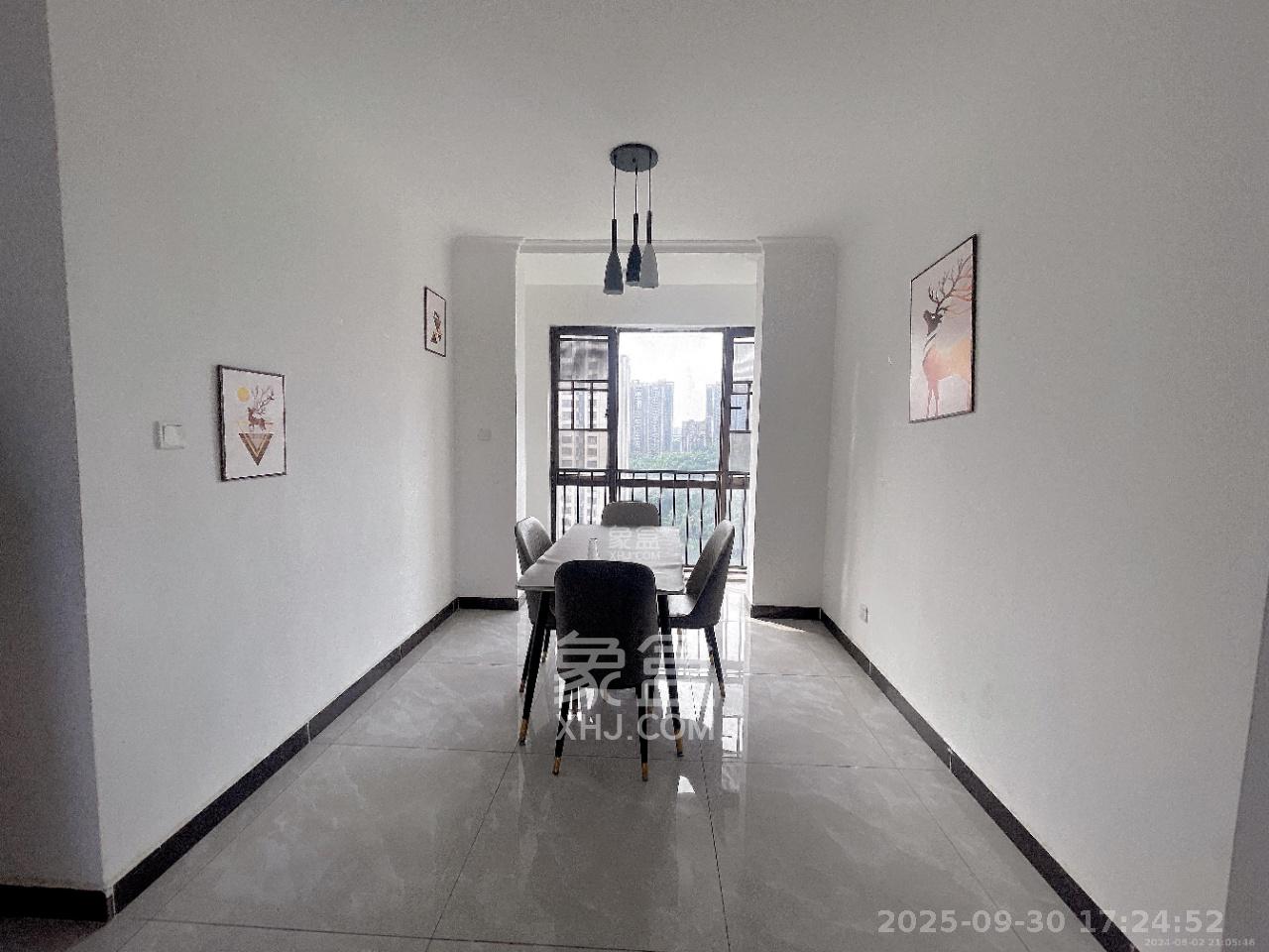 和泓梅溪四季  4室2厅2卫    3000.0元/月室内图