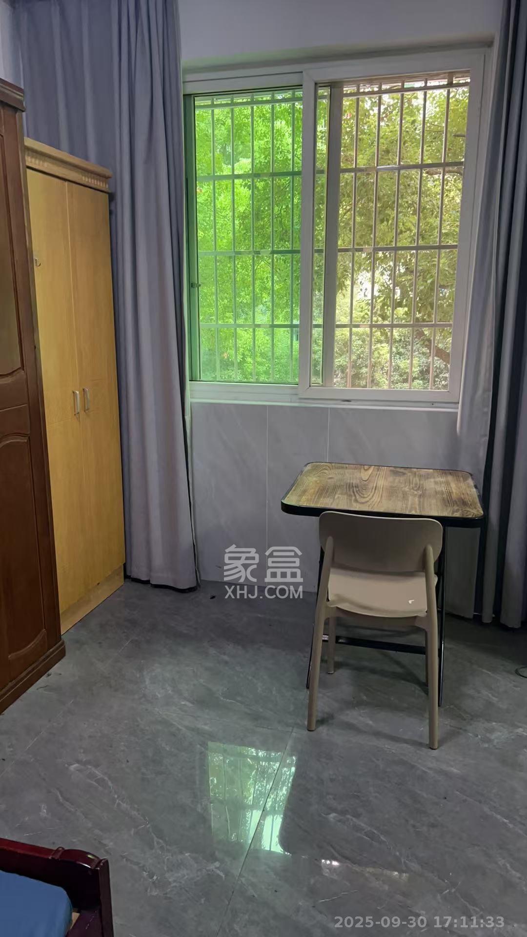 五一新村安置小区(永定社区、永兴社区、永祥社区) 1室1厅1卫 1200.0元/月 五一新村安置小区(永定社区、永兴社区、永祥社区) 1室1厅1卫 1200.0元/月室内图