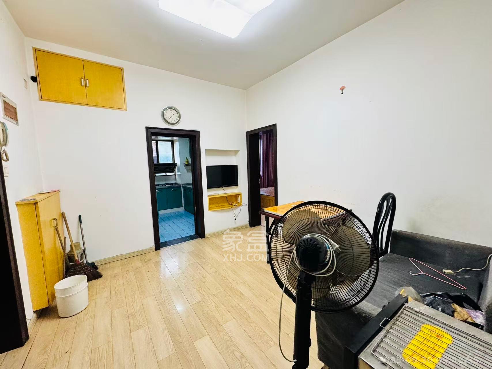 工农新村(工农桥社区) 3室1厅1卫 1700.0元/月 工农新村(工农桥社区) 3室1厅1卫 1700.0元/月室内图