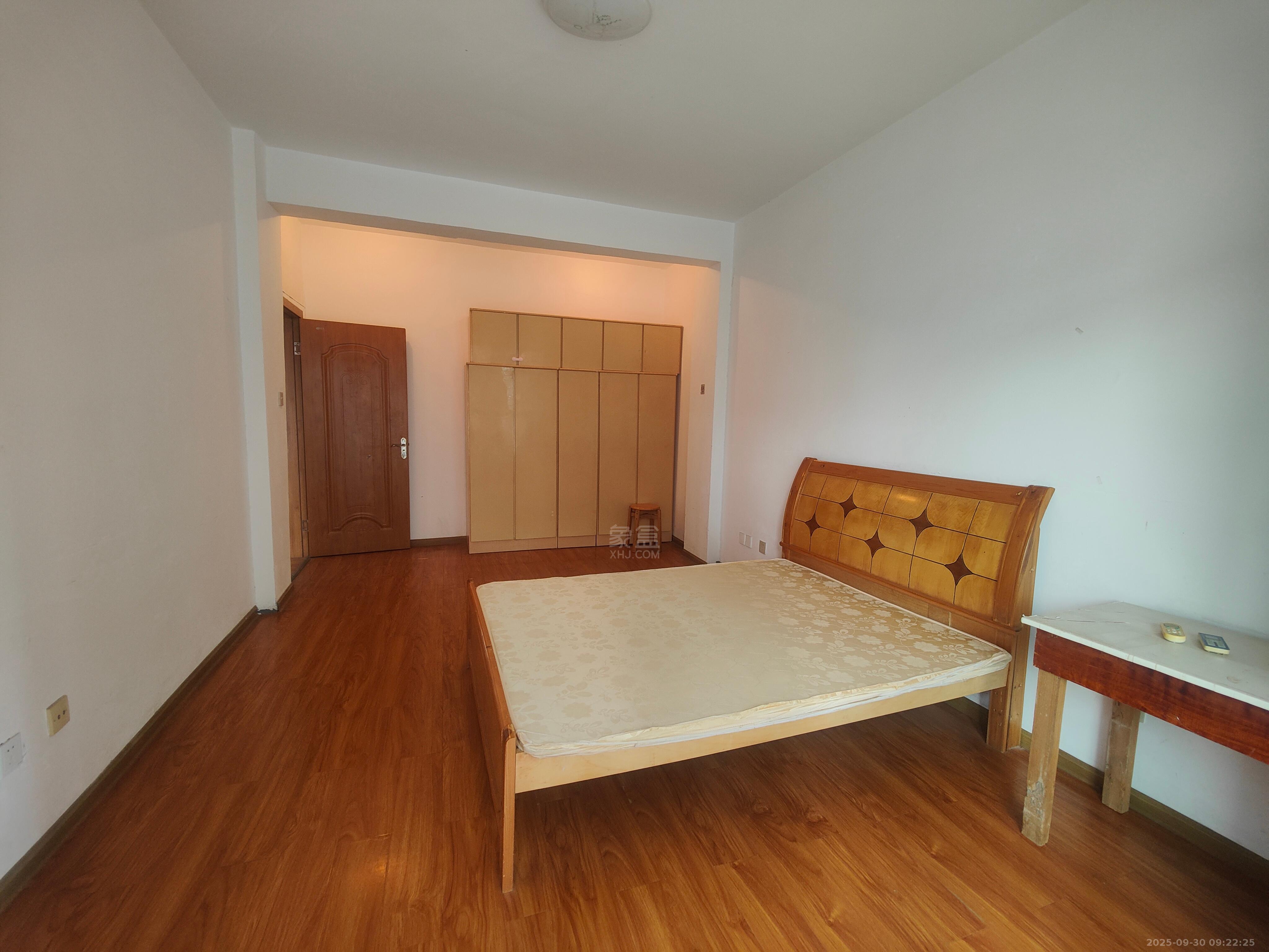 尚格名城花好悦园4期 2室2厅1卫 1200.0元/月 尚格名城花好悦园4期 2室2厅1卫 1200.0元/月室内图