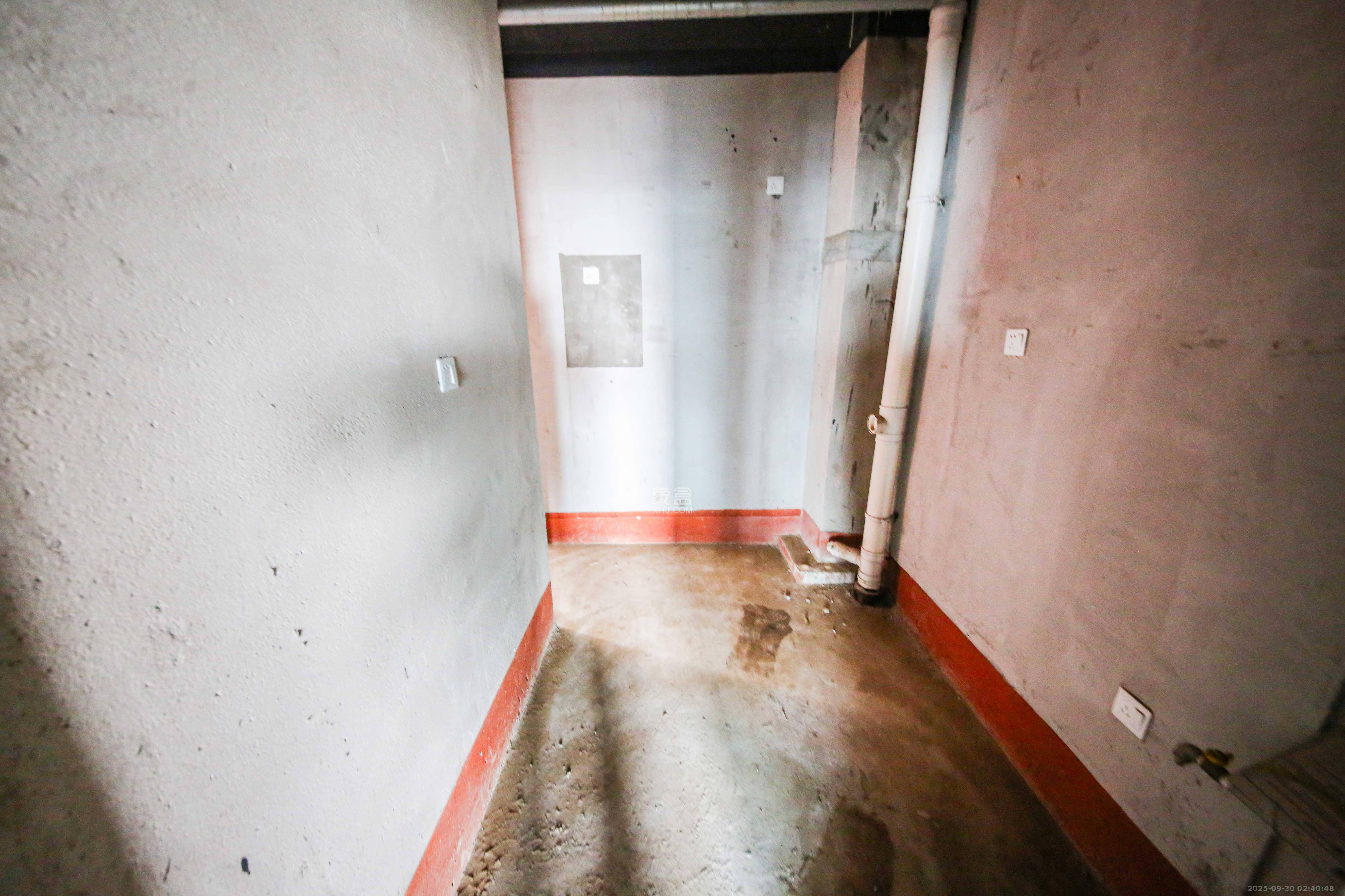 鑫远翡丽郡(鑫远翡丽雅苑) 5室2厅2卫 212.8万 鑫远翡丽郡(鑫远翡丽雅苑) 5室2厅2卫 212.8万厨房