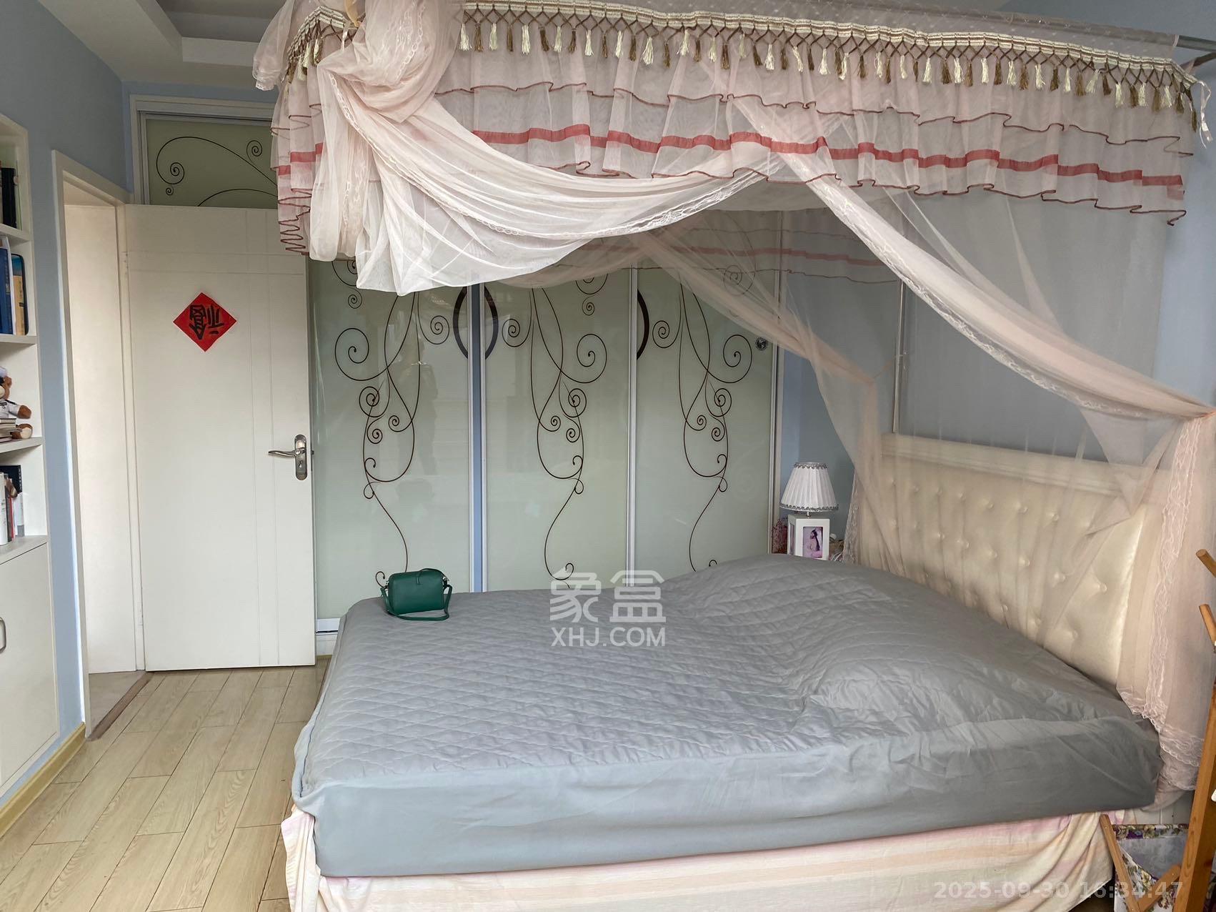 华润凤凰城一期  1室1厅1卫    1600.0元/月室内图