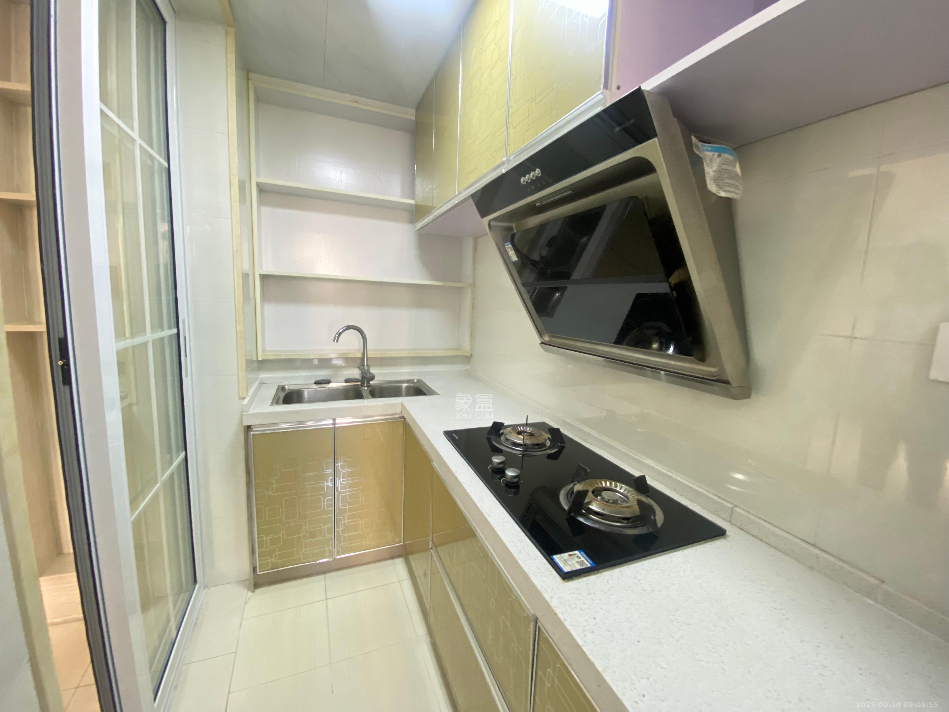 中建芙蓉嘉苑 1室1厅1卫 1800.0元/月 中建芙蓉嘉苑 1室1厅1卫 1800.0元/月室内图