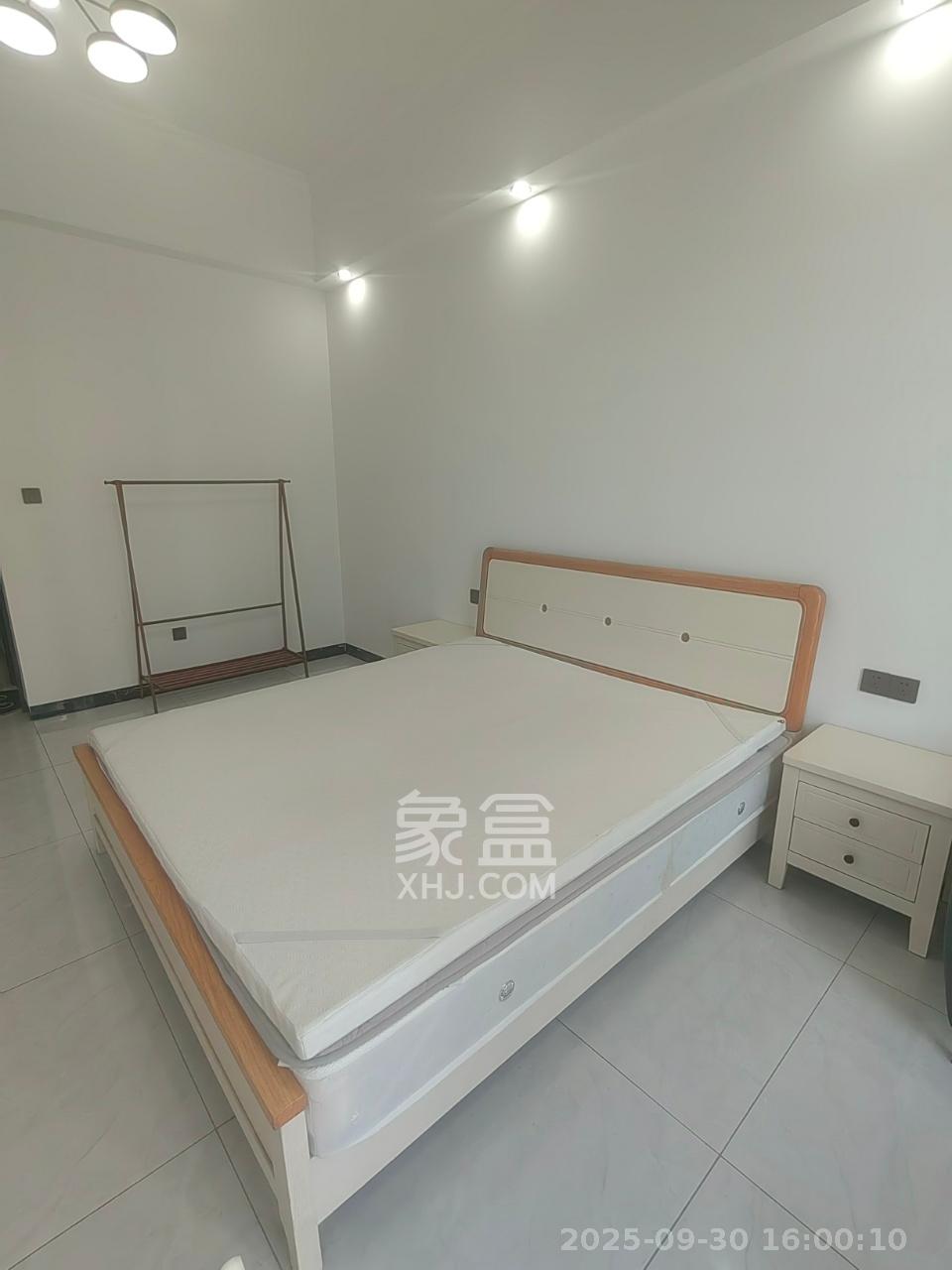 梅溪峰汇（房聚梅溪壹中心）  1室1厅1卫    1800.0元/月室内图