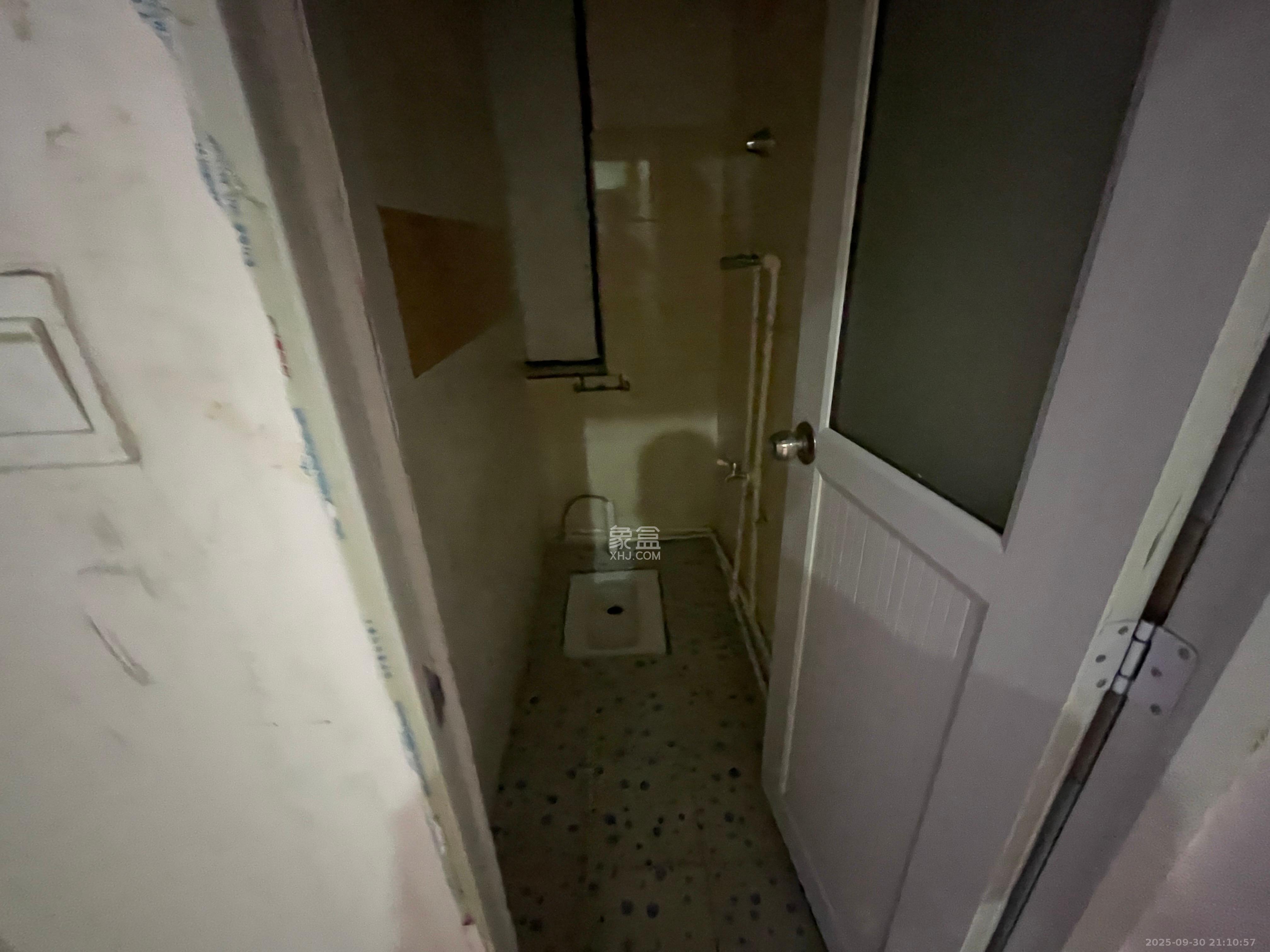 大鸿杰座 3室2厅1卫 2000.0元/月 大鸿杰座 3室2厅1卫 2000.0元/月室内图