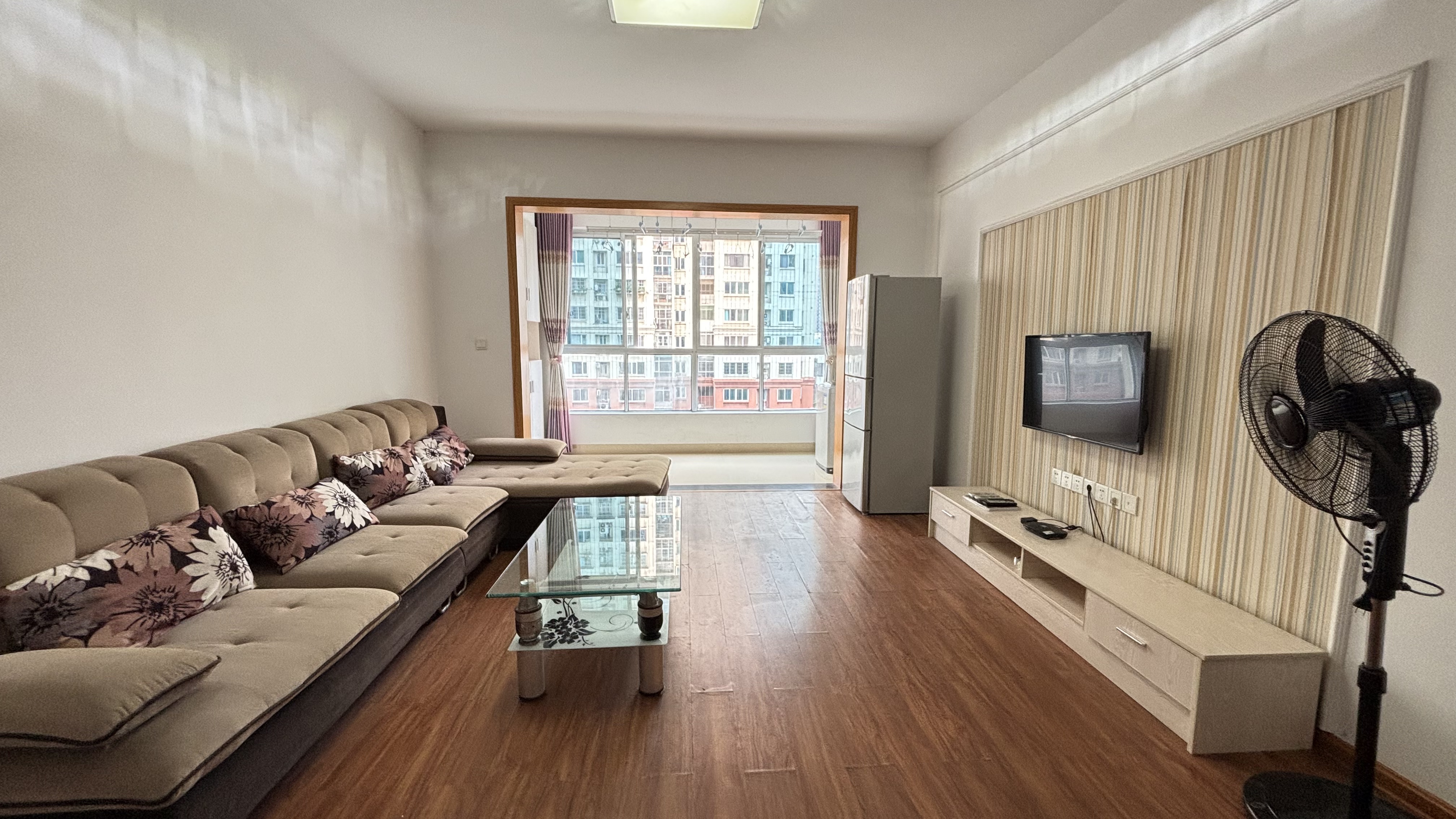 康馨佳园 3室2厅1卫 46.0万 康馨佳园 3室2厅1卫 46.0万室内图