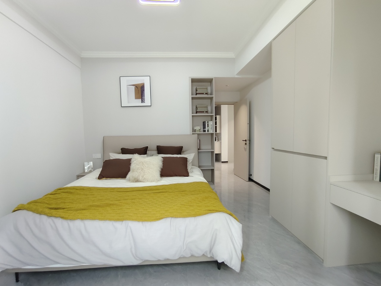 城市风景 3室2厅2卫 66.8万 城市风景 3室2厅2卫 66.8万室内图