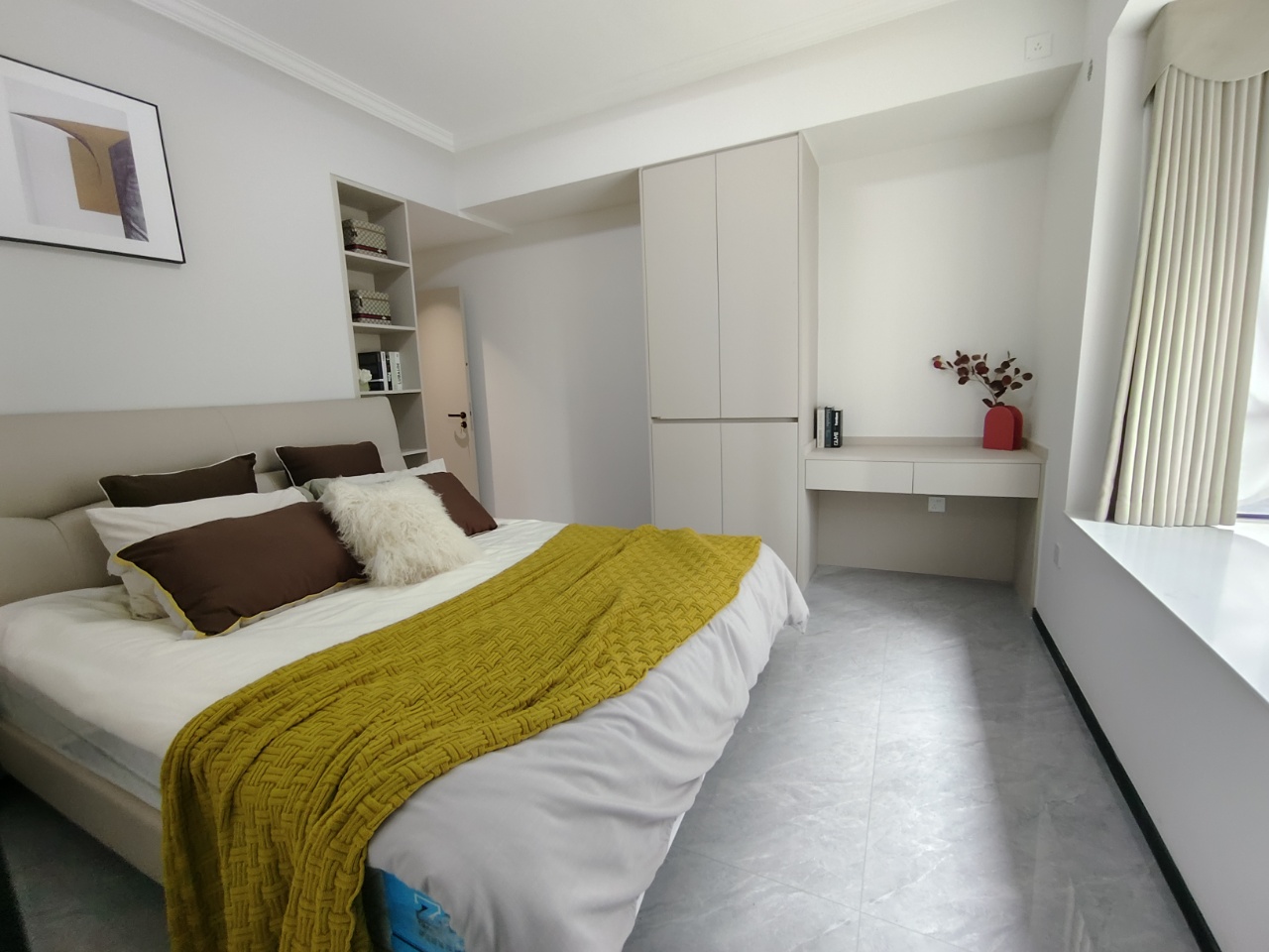 城市风景 3室2厅2卫 66.8万 城市风景 3室2厅2卫 66.8万室内图