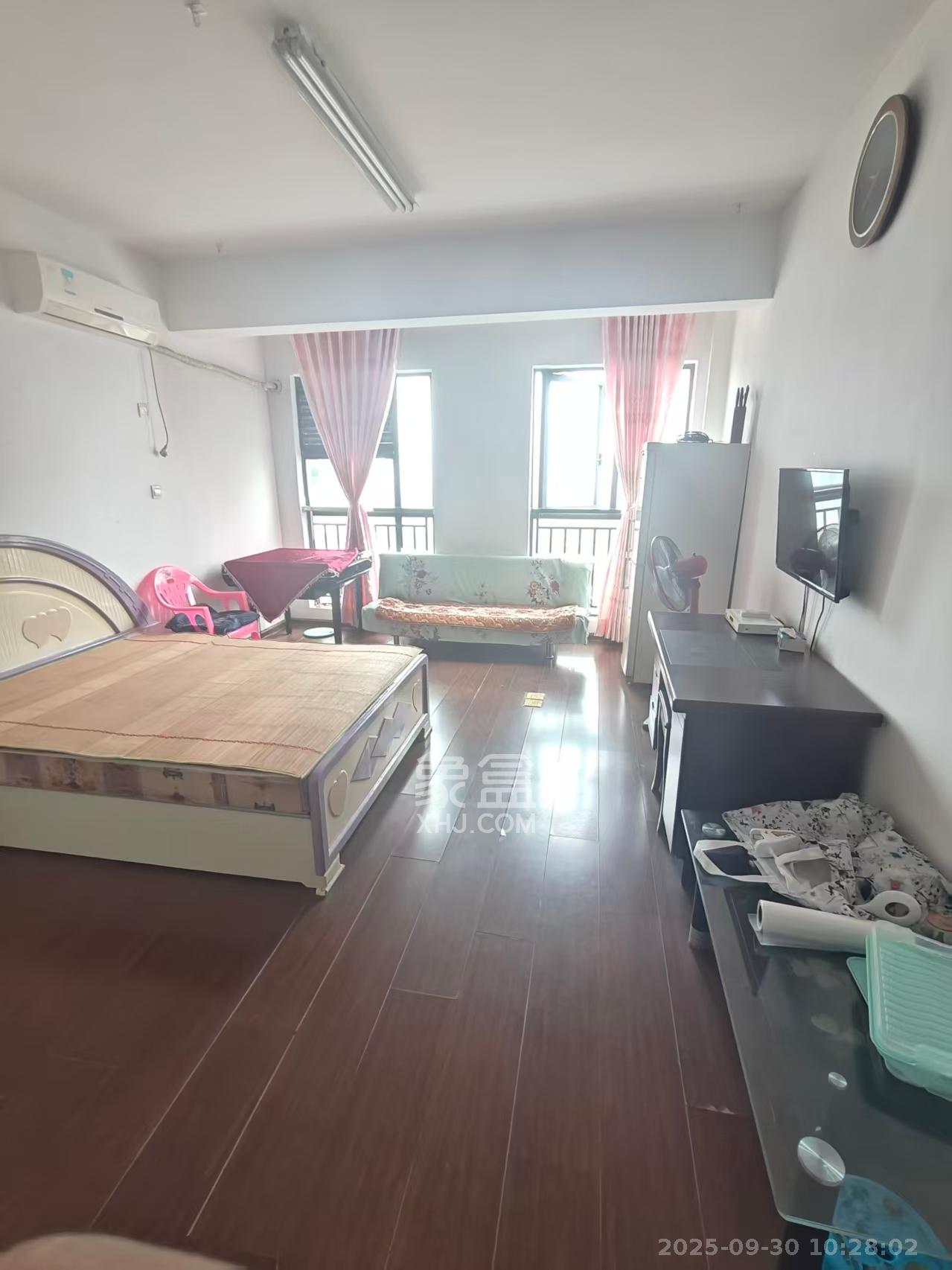 晶都公馆  1室1厅1卫   800.00元/月室内图