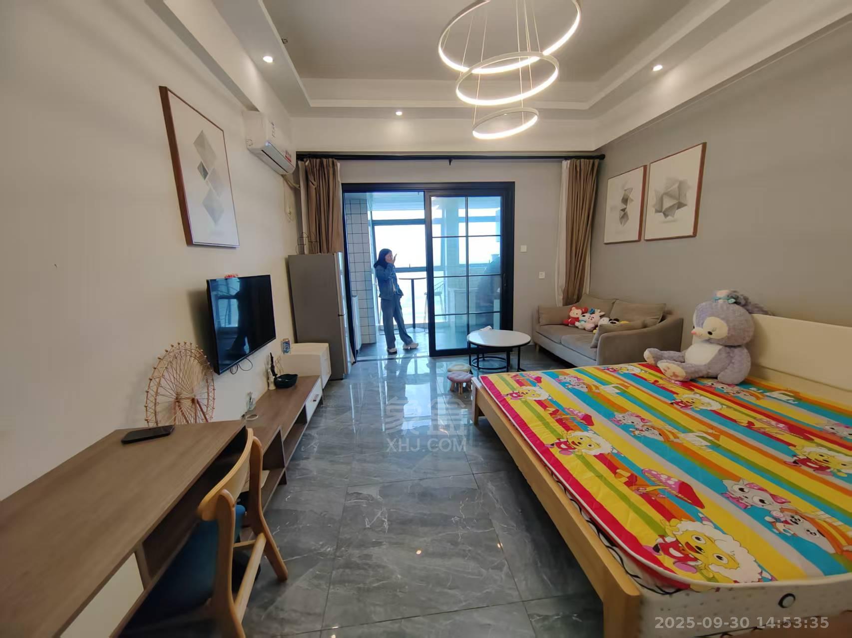 流金岁月-华晨国际 1室1厅1卫 1500.0元/月 流金岁月-华晨国际 1室1厅1卫 1500.0元/月室内图