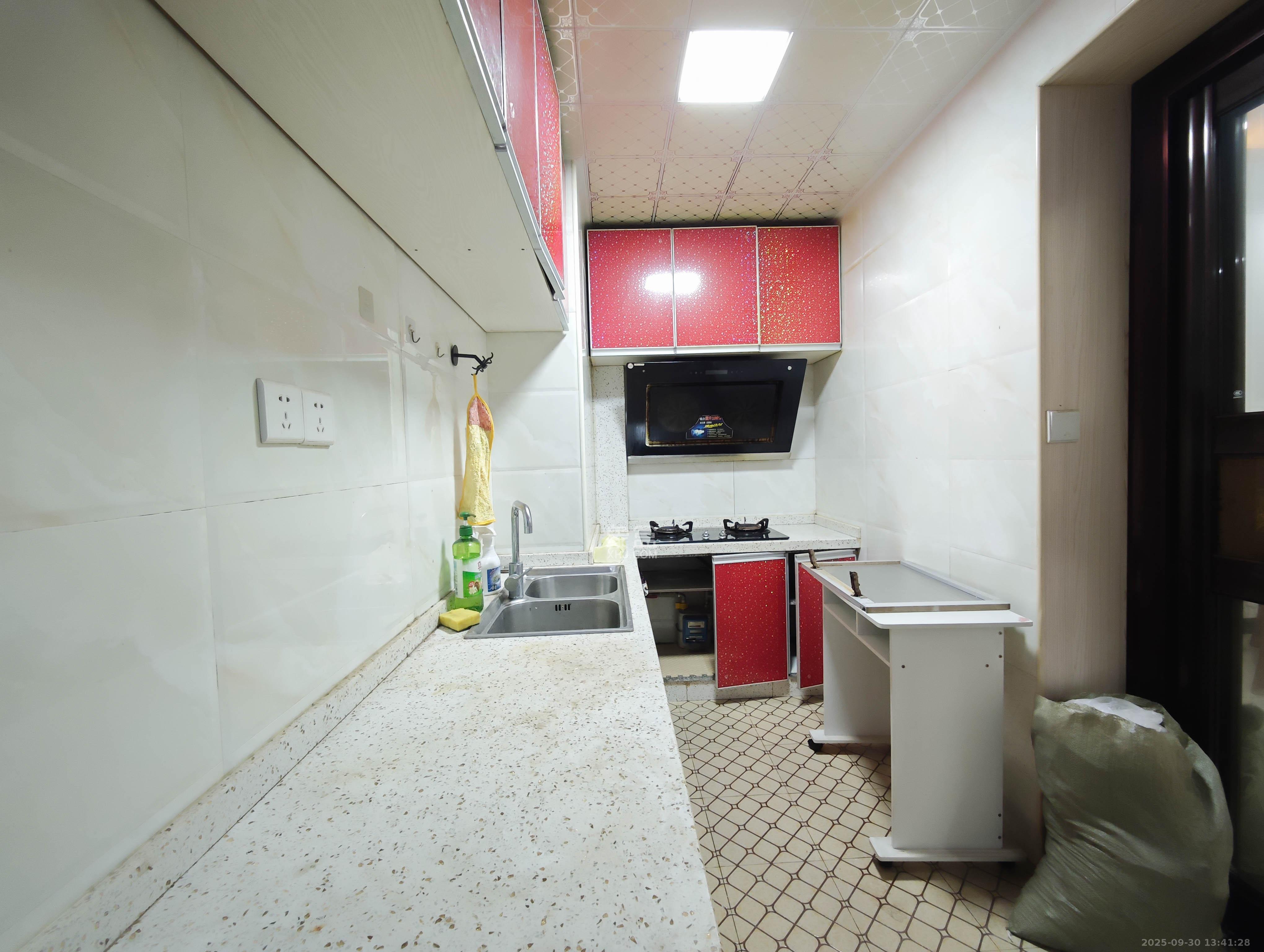 华悦城 2室1厅1卫 83.8万 华悦城 2室1厅1卫 83.8万其他