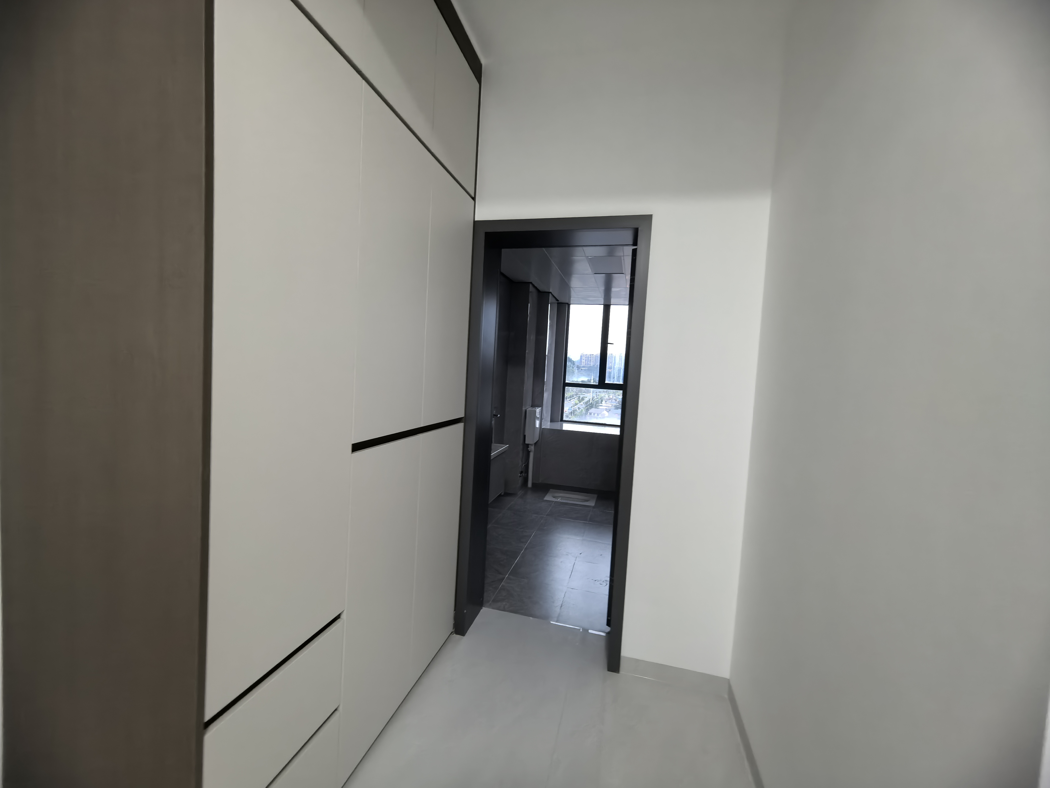 天成国际 4室2厅2卫 2500.0元/月 天成国际 4室2厅2卫 2500.0元/月室内图