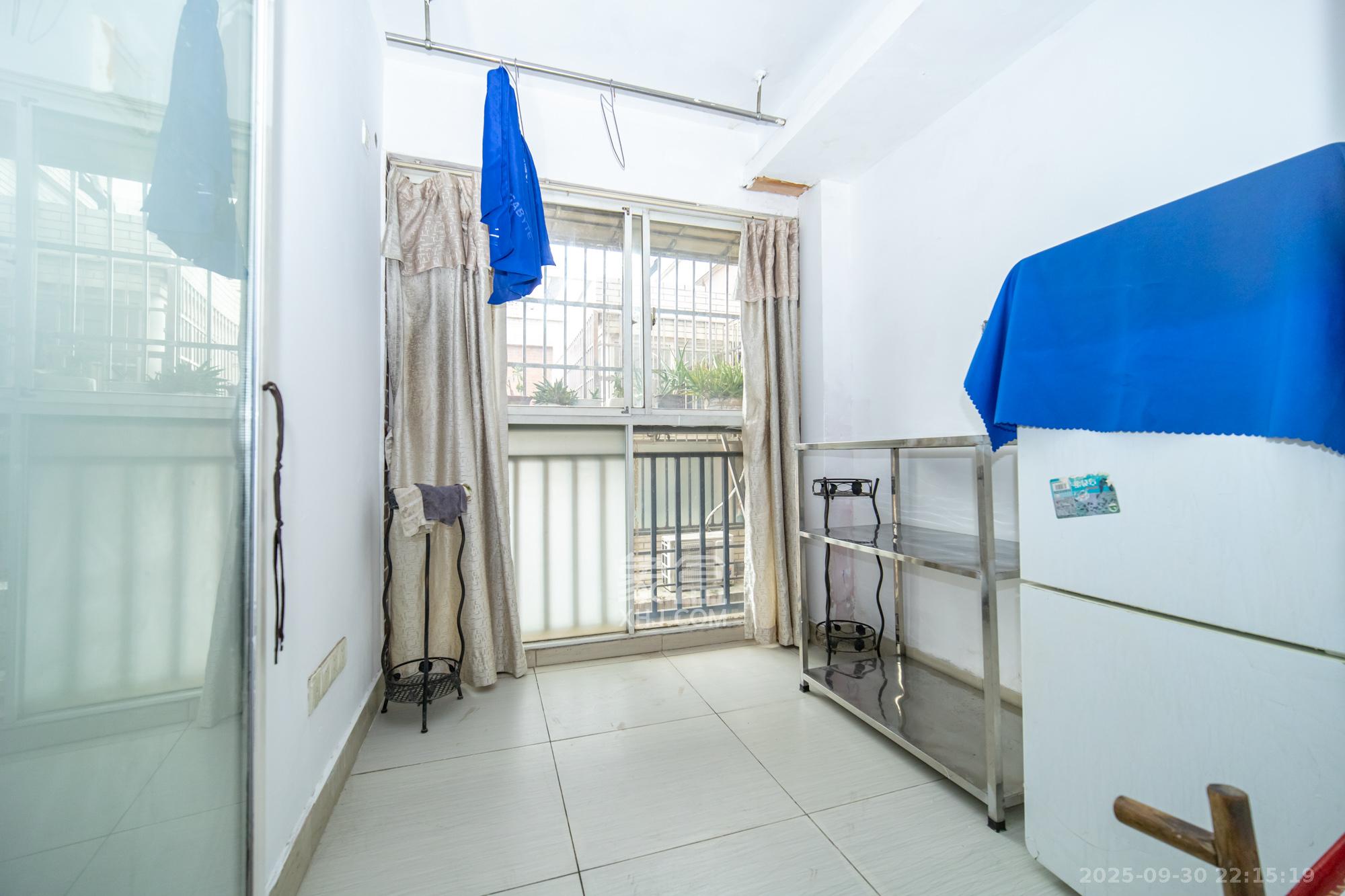 星城雅郡  2室2厅1卫    42.0万阳台