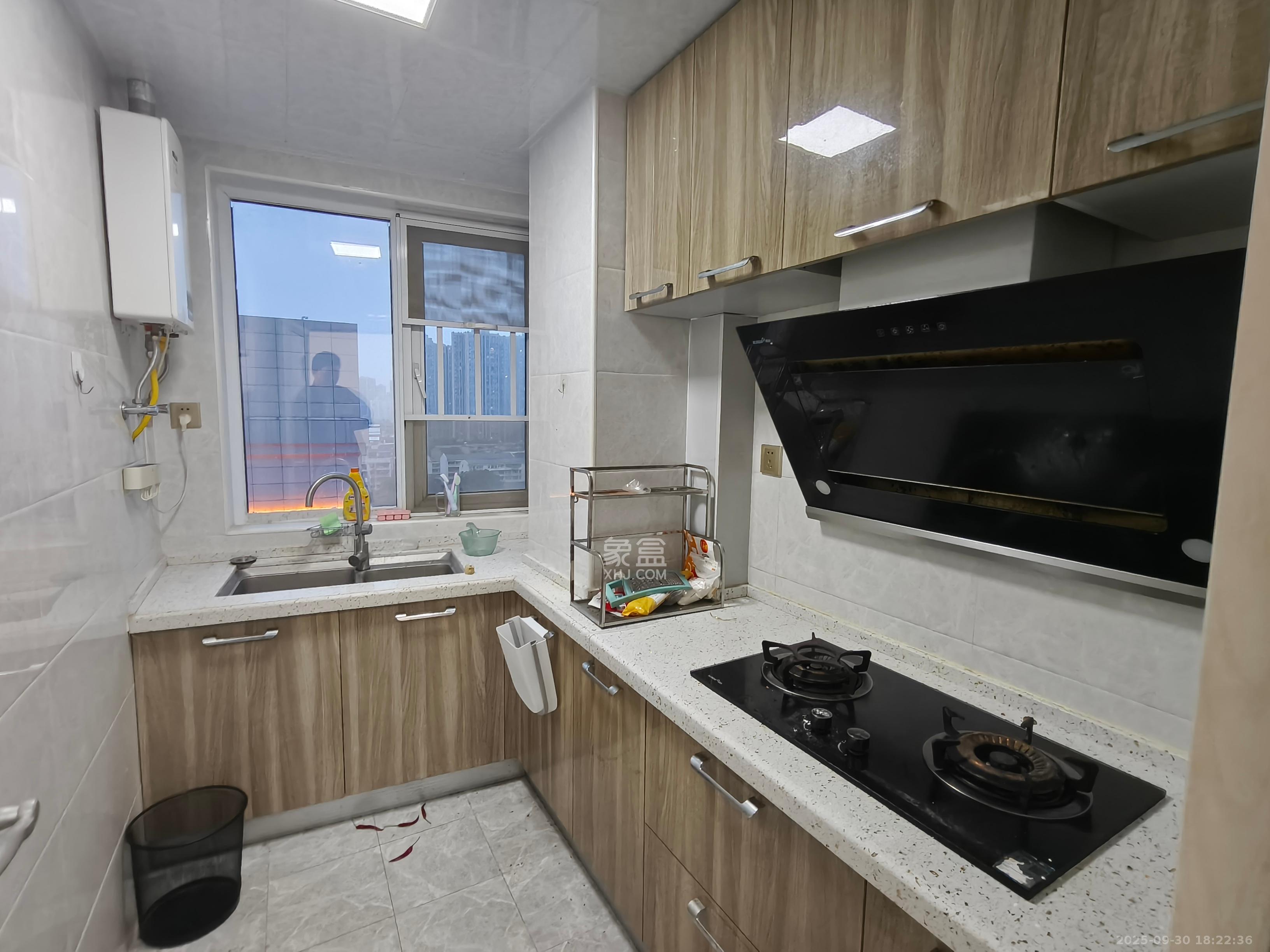 鸥波港湾  1室1厅1卫   2500.00元/月室内图